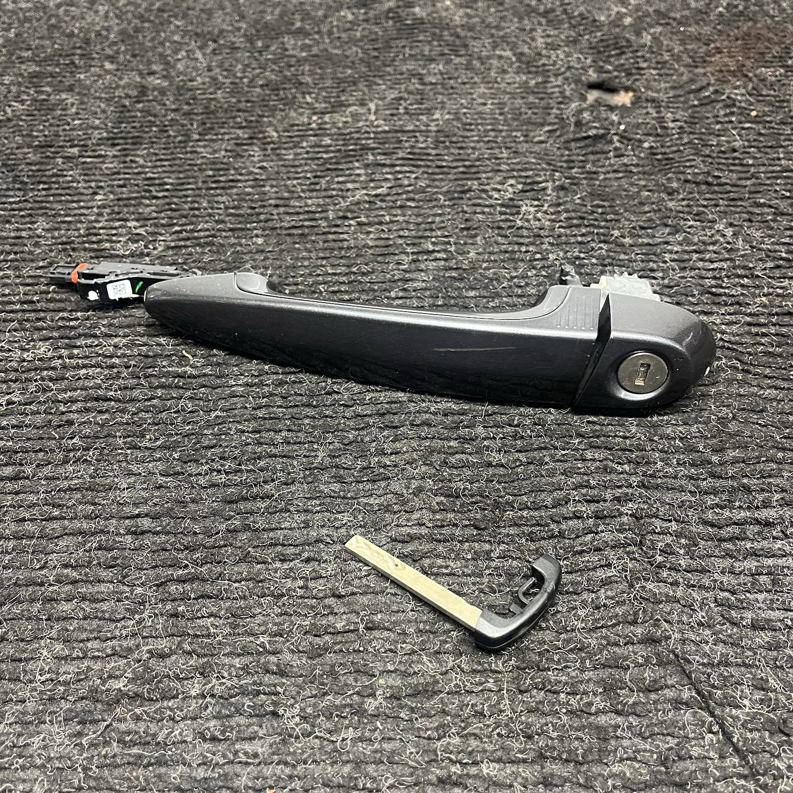 ☑️ 12-18 OEM BMW F30 F32 F36 F82 COMFORT ACCESS LEFT Driver Door Handle Gray ☑️ 12-18 OEM BMW F30 F32 F36 F82 COMFORT ACCESS LEFT Driver Door Handle Gray