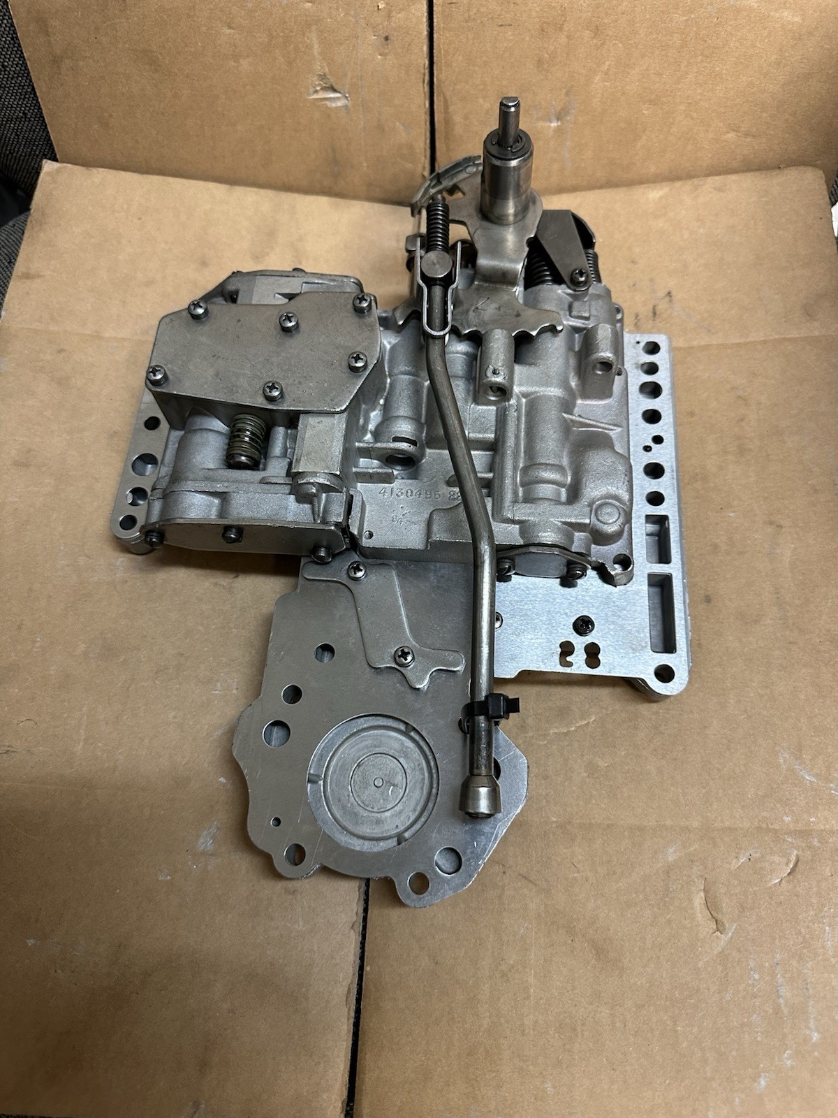 TF8 A727 TF6 A904 VALVE BODY 4202528 4130495 NON-LOCKUP 1985 4X4 REMAN PLATE 58