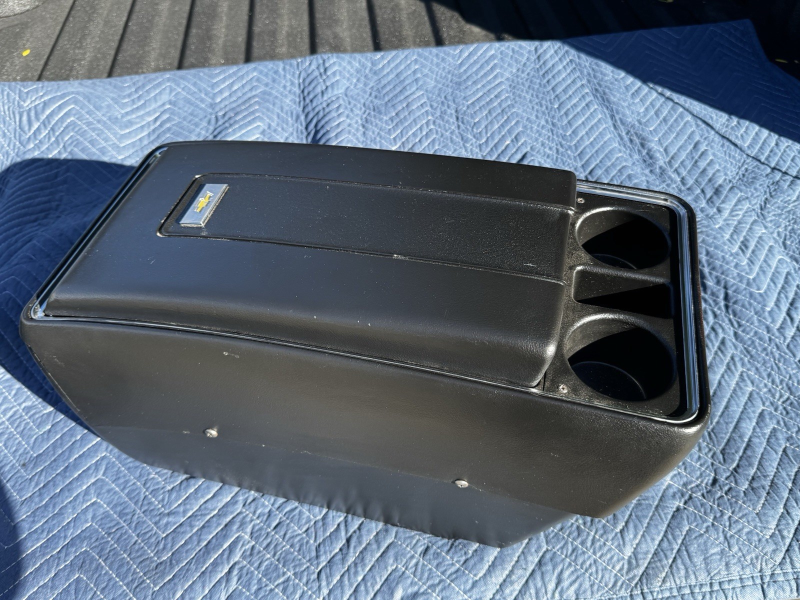 69-72 73-80 CHEVY K5 BLAZER BLACK CENTER CONSOLE 67-80 C10 TRUCK GMC JIMMY 69-72 73-80 CHEVY K5 BLAZER BLACK CENTER CONSOLE 67-80 C10 TRUCK GMC JIMMY