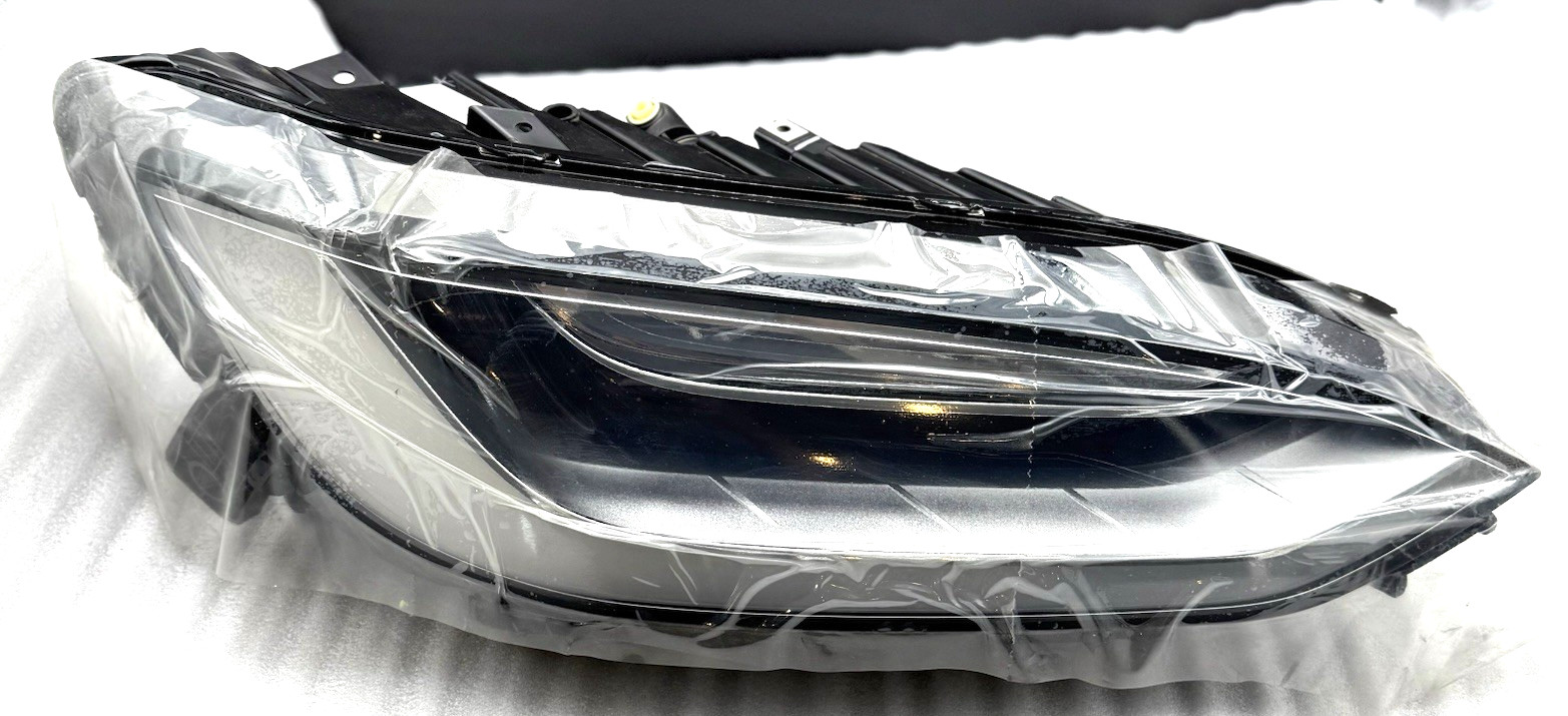 Tesla Model X LED 1034313-00 Headlamp RH Right Passenger 2016-2020 (OEM) NEW Tesla Model X LED 1034313-00 Headlamp RH Right Passenger 2016-2020 (OEM) NEW