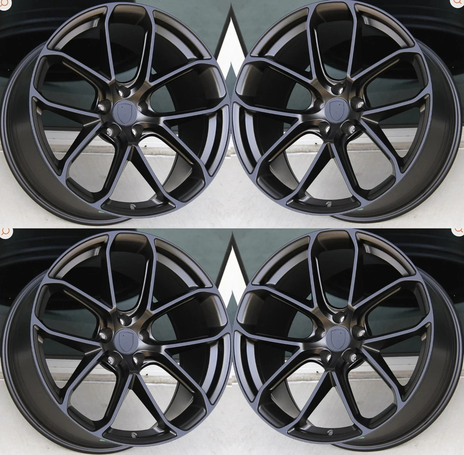 20x9 / 20x10 Staggered Wheels Set For PORSCHE MACAN S 20\