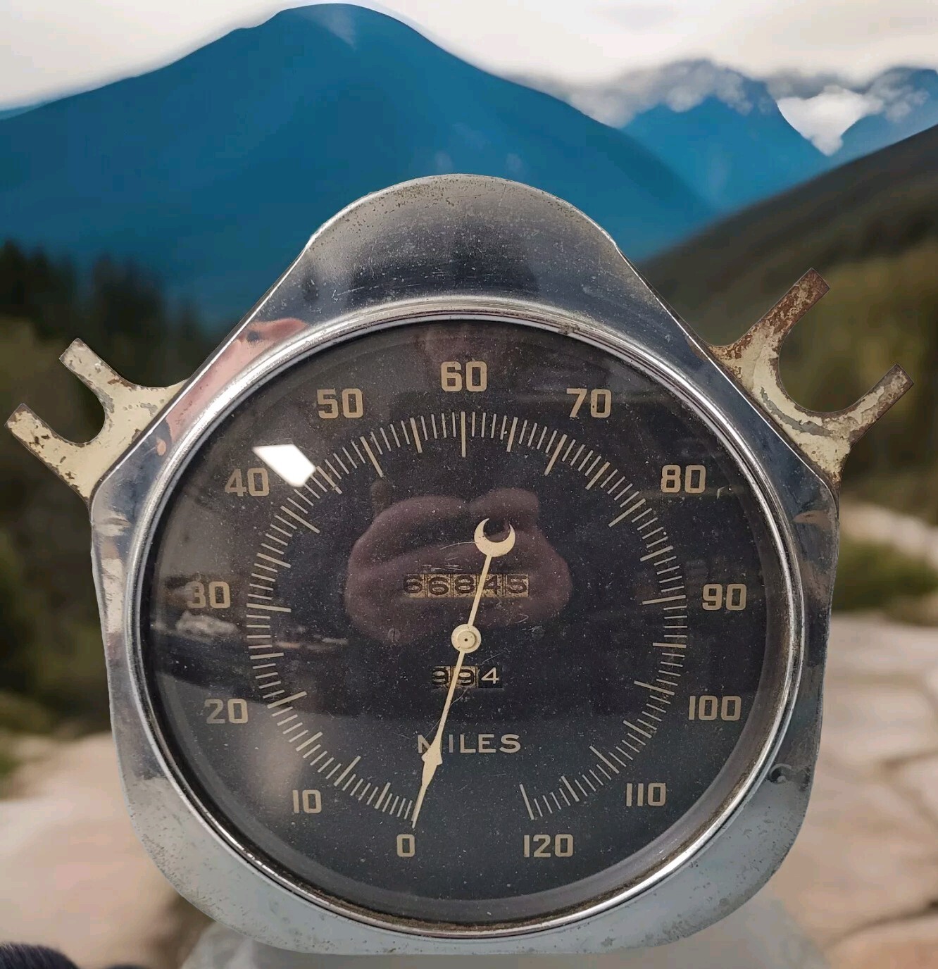 1934 1935 CHRYSLER AIRFLOW AIRSTREAM SPEEDOMETER ODOMETER GAUGE VERY RARE