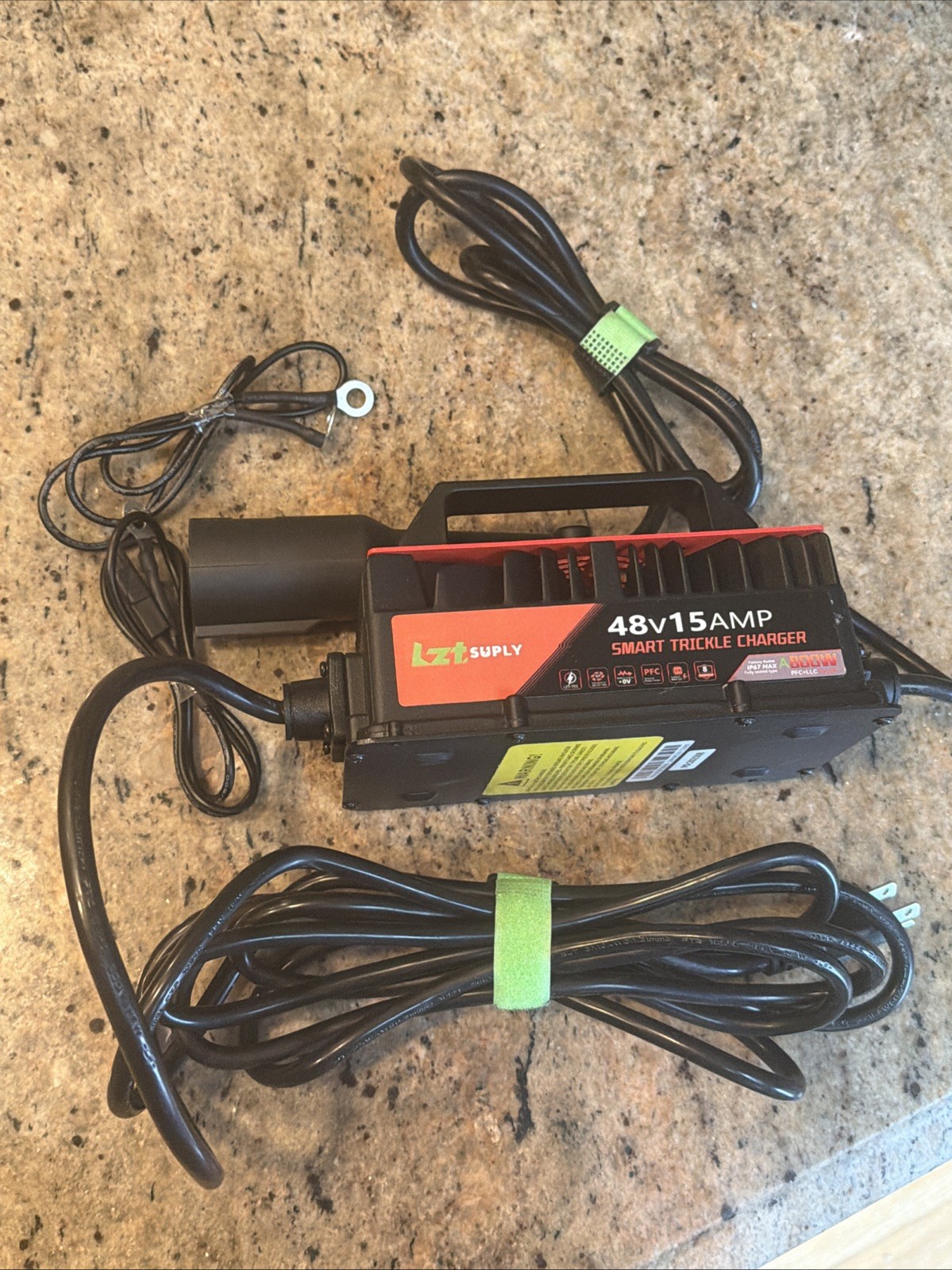 LZT Suply 48V 15A 800W Smart Trickle Charger for Golf Carts