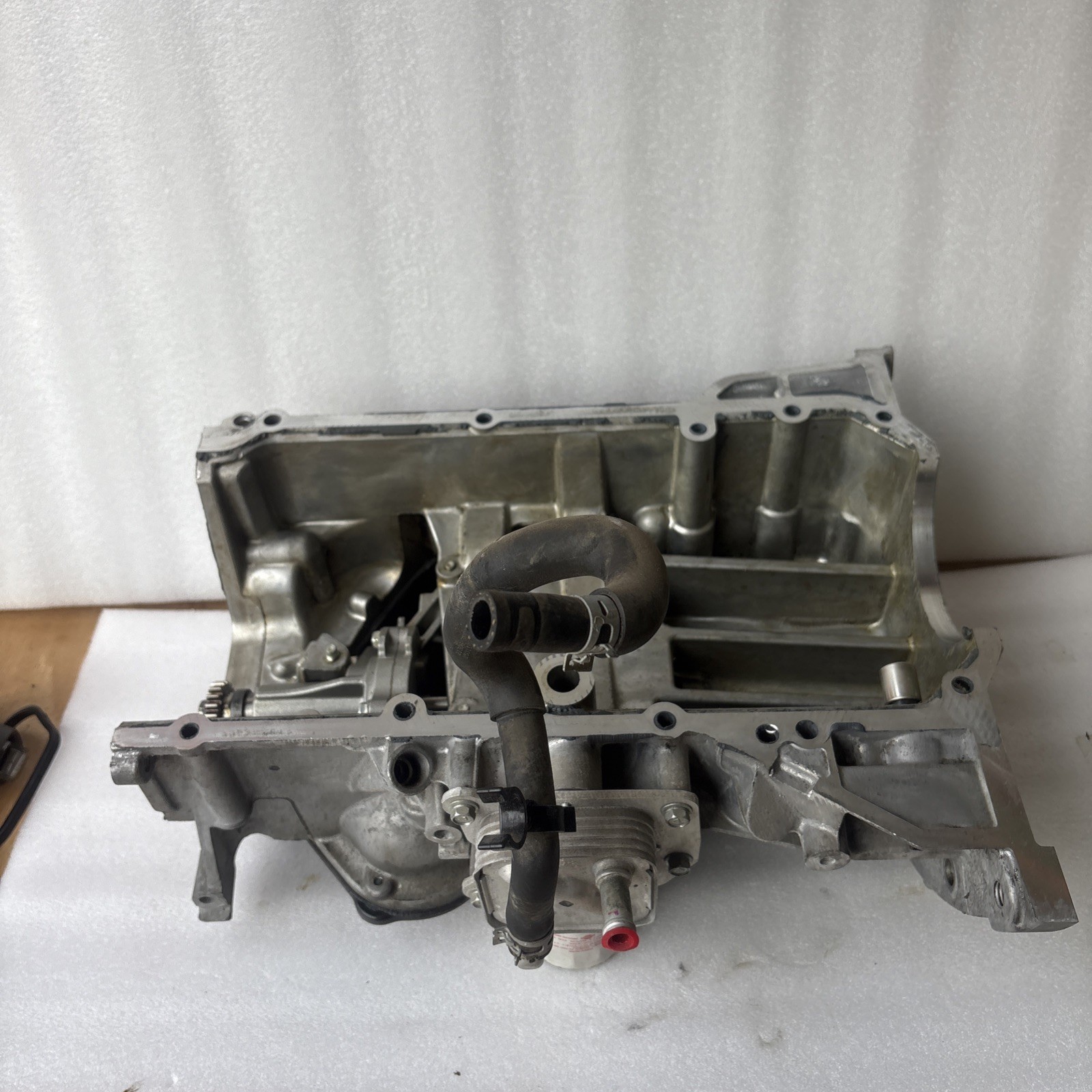 2013-2017 NISSAN SENTRA 1.8L Thru 03/31/17 Upper & Lower Engine Oil Pan Oem Mint