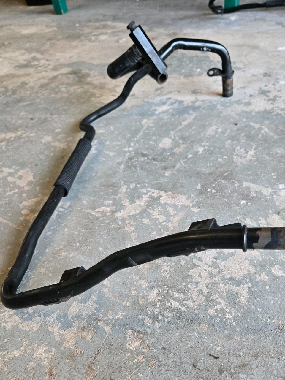 1999-2000 mustang v6 3.8/3.9 engine coolant heater pipe/tube hose assembly