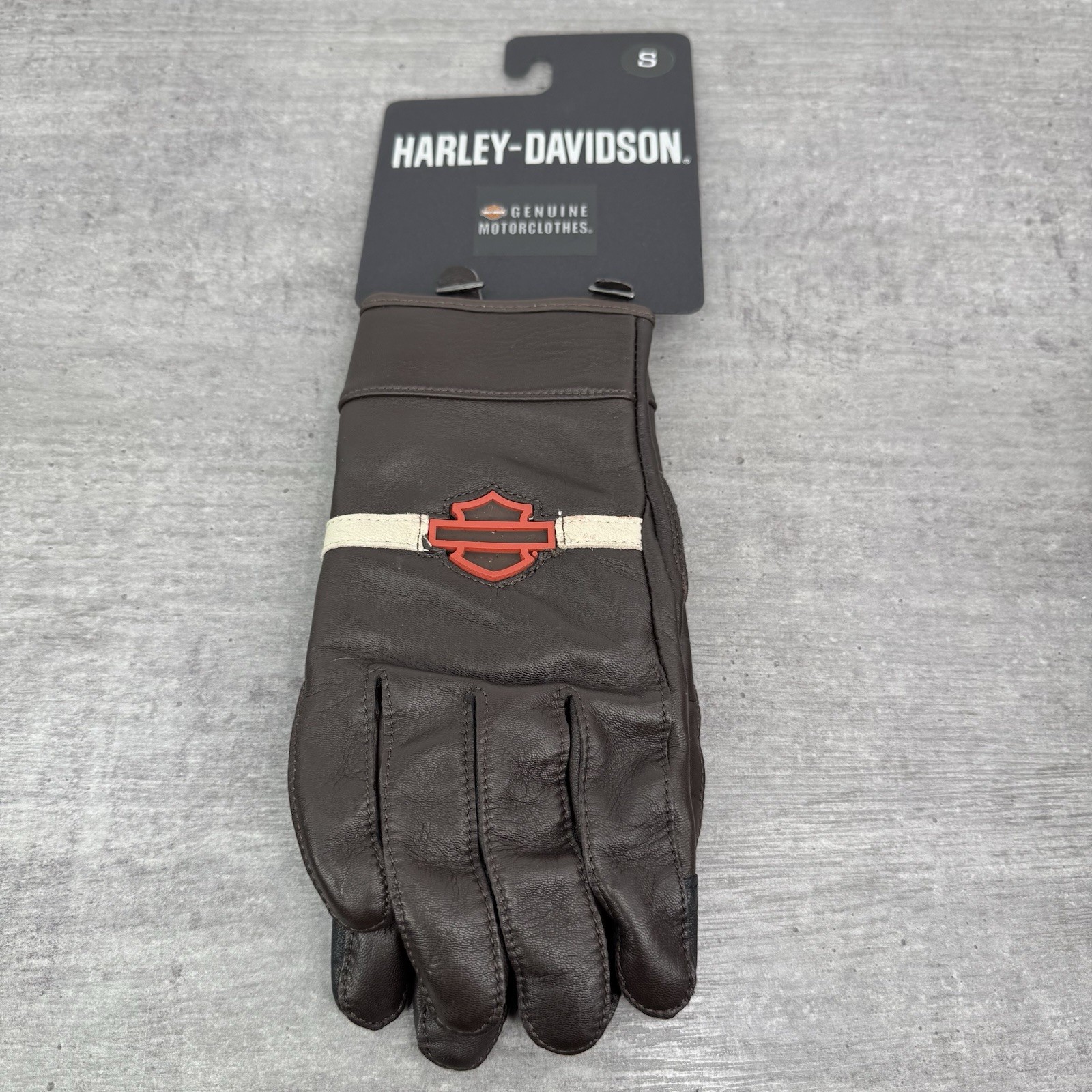 Harley Davidson Victory Lane Leather Gloves 98104-23VM Adults Size Small Harley Davidson Victory Lane Leather Gloves 98104-23VM Adults Size Small