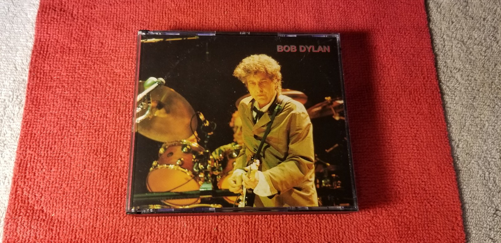 BOB DYLAN-MADISON SQUARE GARDEN-( 2 CD SET W/2 BOOKS )-FATBOX-( CRYSTAL CAT RECO