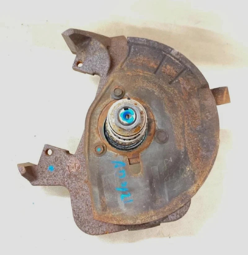 1994-1999 Dodge Ram 1500 4x2 Front Right Passenger Spindle Knuckle OEM 1994-1999 Dodge Ram 1500 4x2 Front Right Passenger Spindle Knuckle OEM