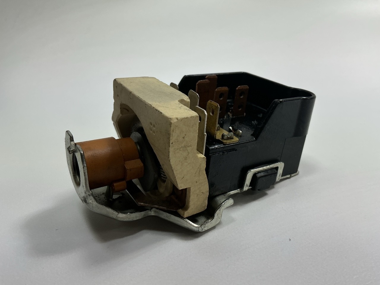 NEW UNBOXED OEM Delco Remy Headlight Switch - 1965-1973 Chevrolet Corvette, USA