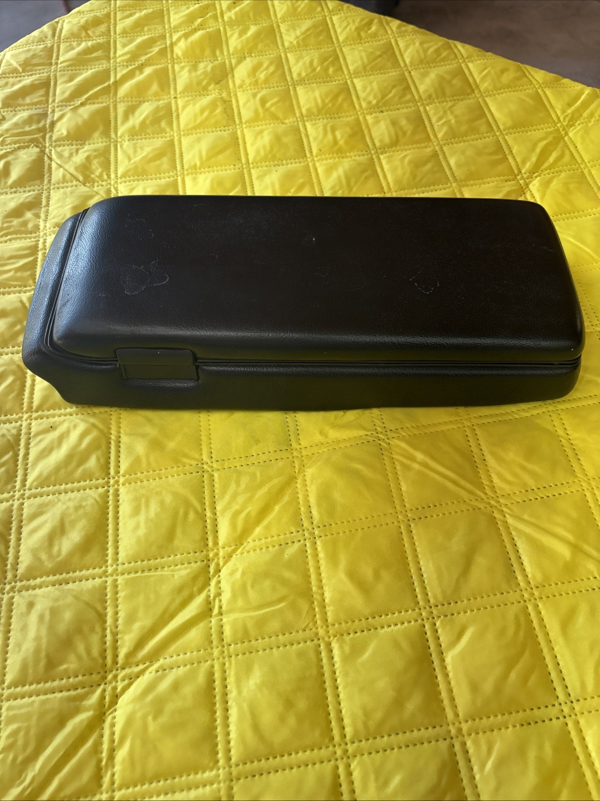 83-85 Porsche 944 Interior Center Console Armrest Storage Compartment Black 83-85 Porsche 944 Interior Center Console Armrest Storage Compartment Black