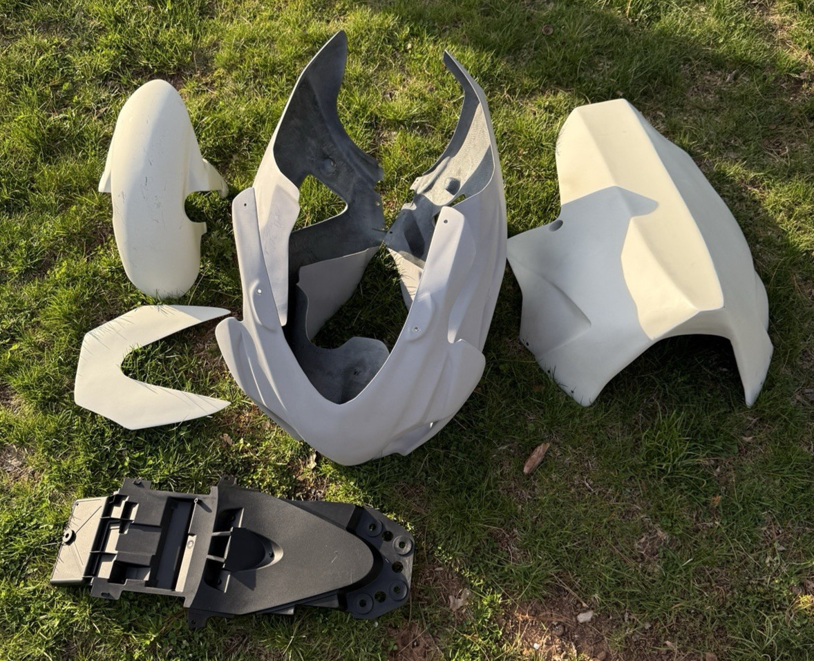 2009-2016 Suzuki GSXR1000 Hotbodies Racing Race Fairings Kit HB60901-1300