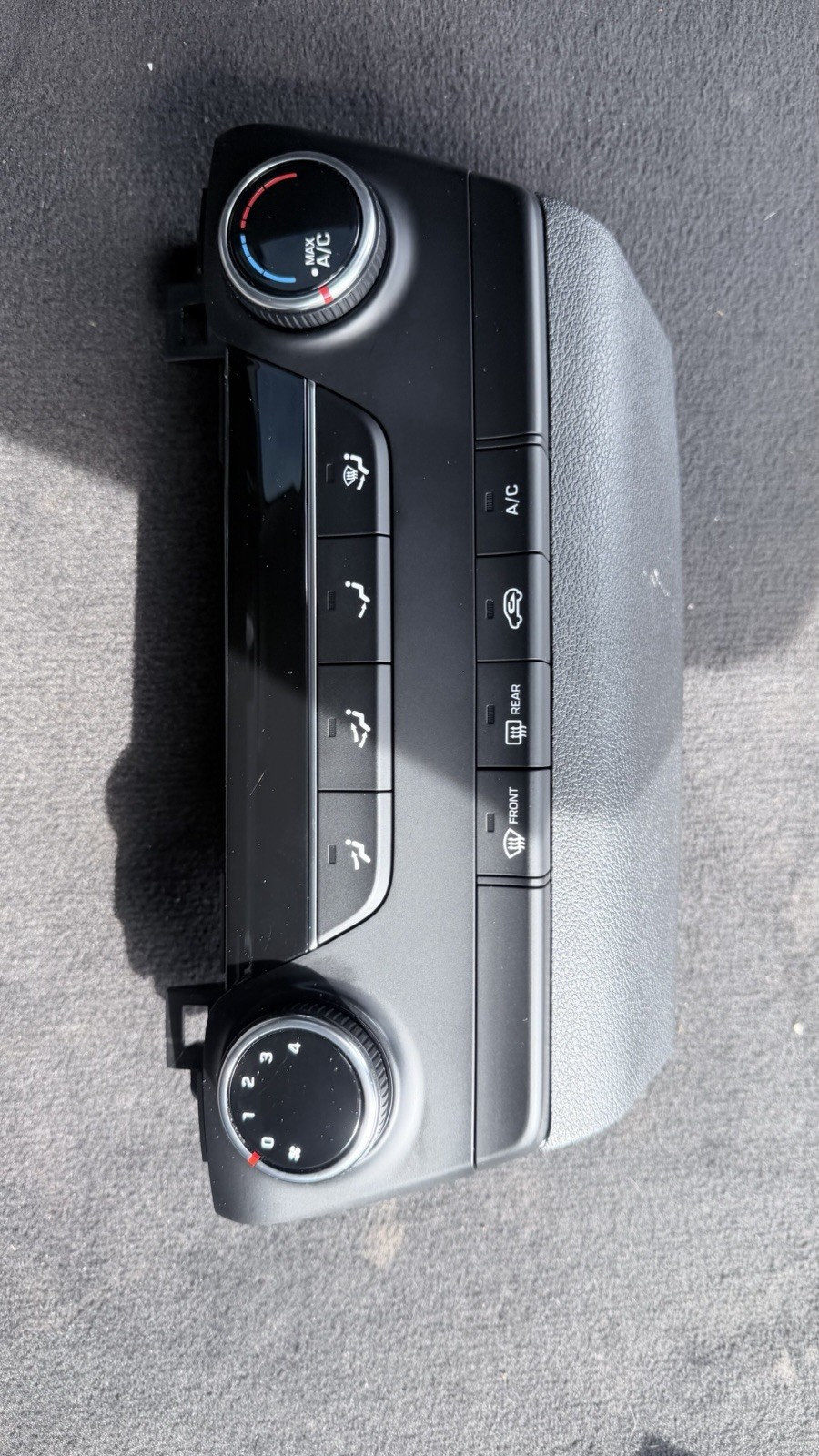 2018-2020 Hyundai Tucson HVAC Temperature Control Module