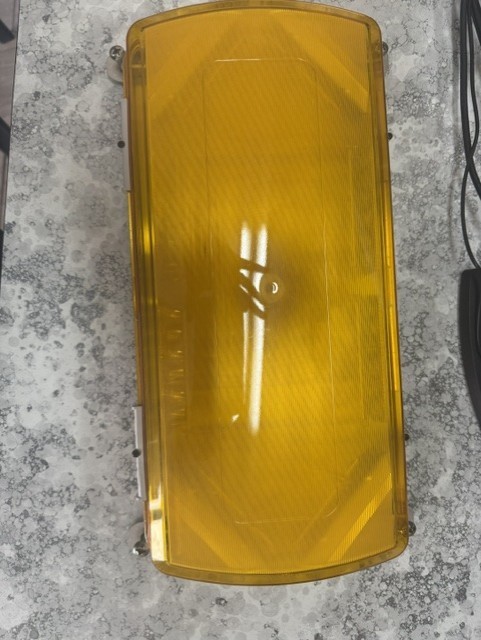 Whelen Engineering MC16PA Mini Century Lightbar 16 Whelen Engineering MC16PA Mini Century Lightbar 16