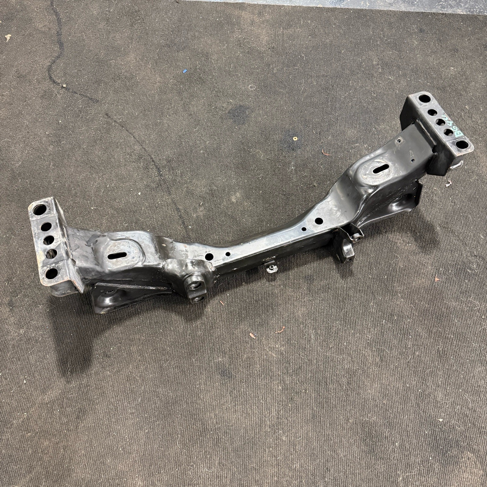 03-09 Nissan 350z Infiniti G35 Front Subframe Engine Cradle Crossmember