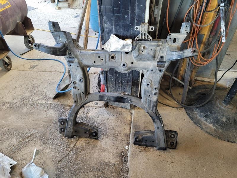 (LOCAL PICKUP ONLY) Crossmember/K-Frame 246 Type B250 Front Fits 13-19 MERCEDES 