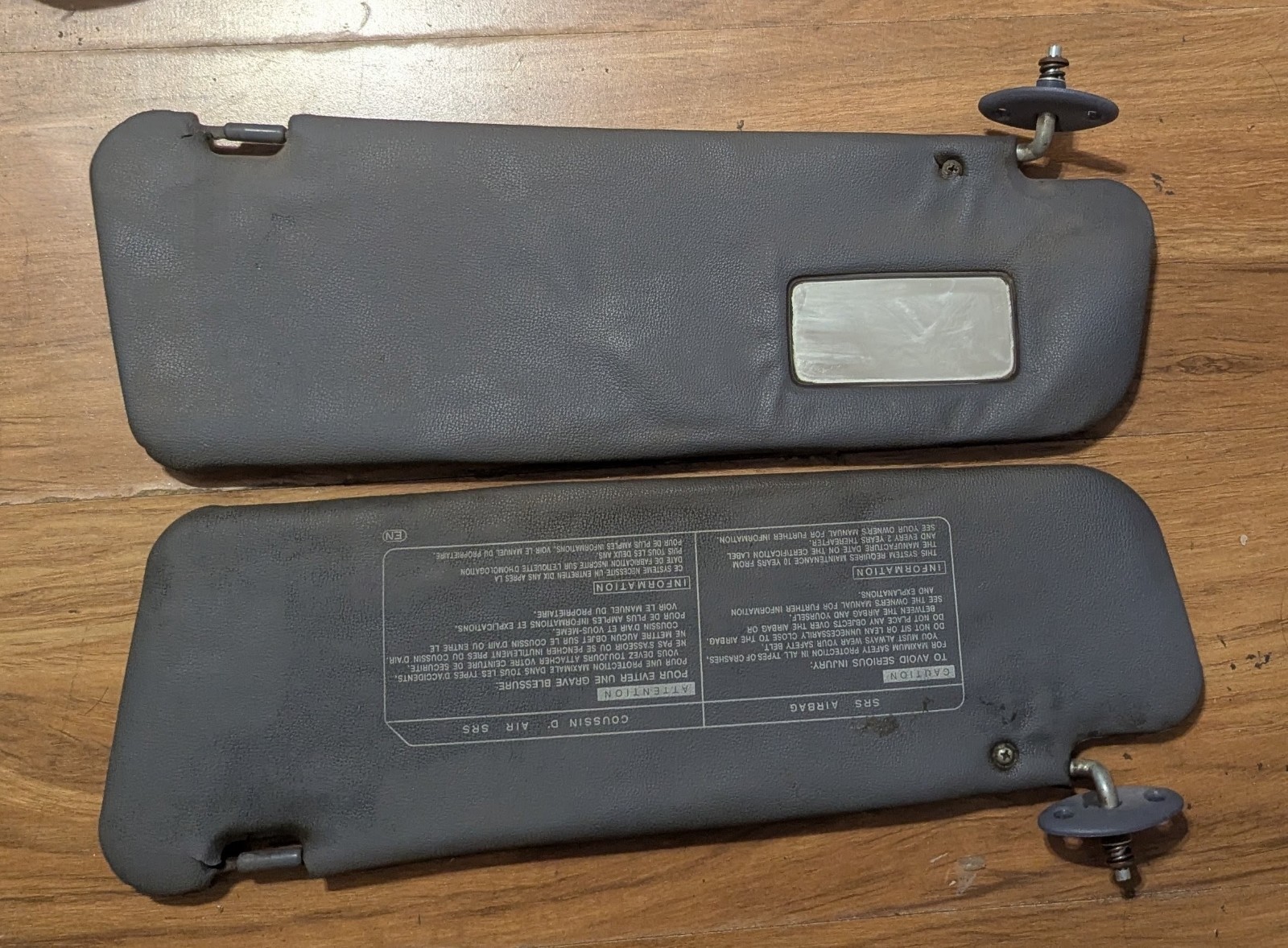 1993-1998 Toyota T100 Sun Visor Pair Set OEM 1993-1998 Toyota T100 Sun Visor Pair Set OEM