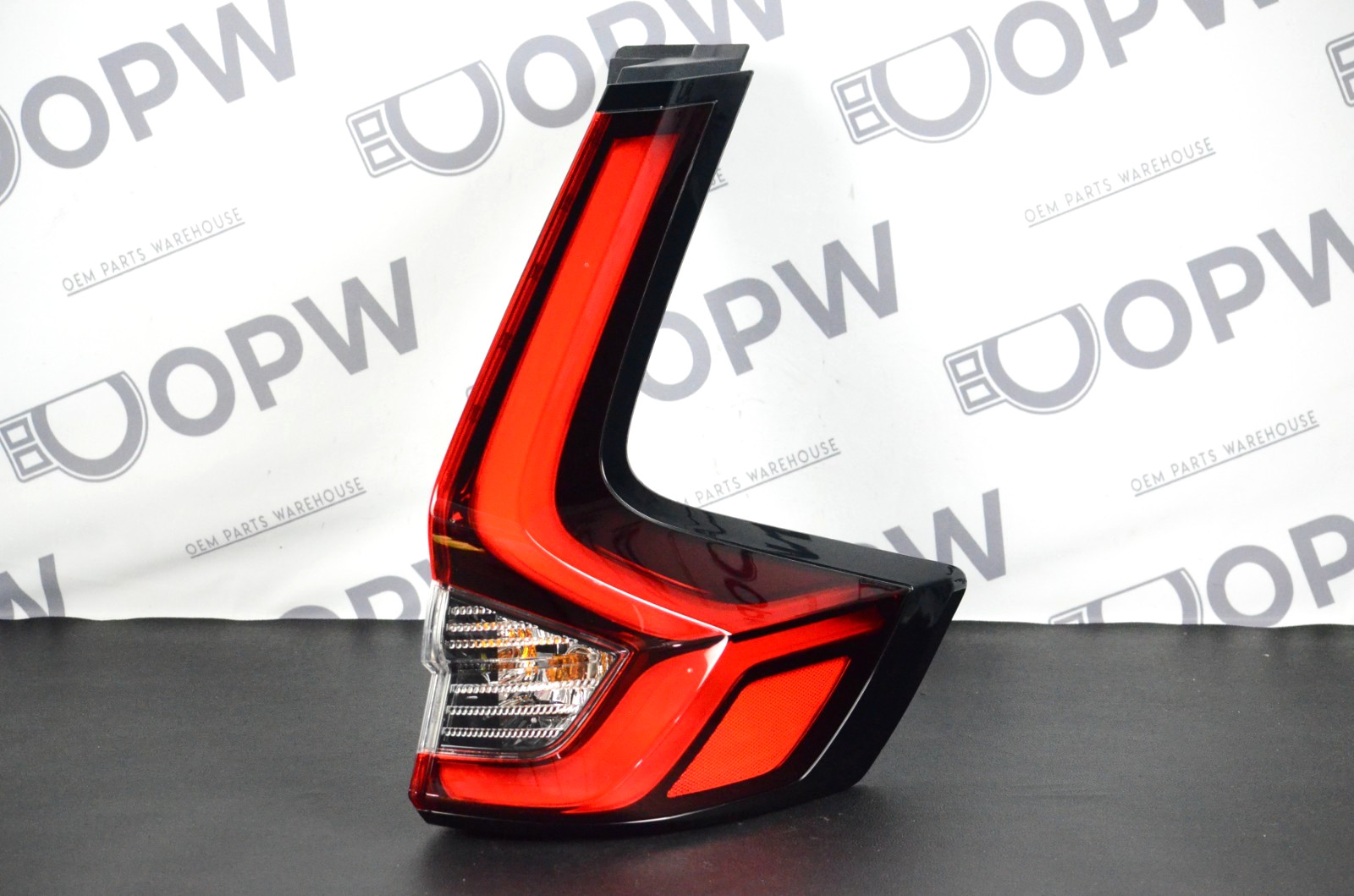 Perfect Genuine 2023-2025 Honda CRV CR-V Outer LED Taillight Lamp Right RH OEM Perfect Genuine 2023-2025 Honda CRV CR-V Outer LED Taillight Lamp Right RH OEM