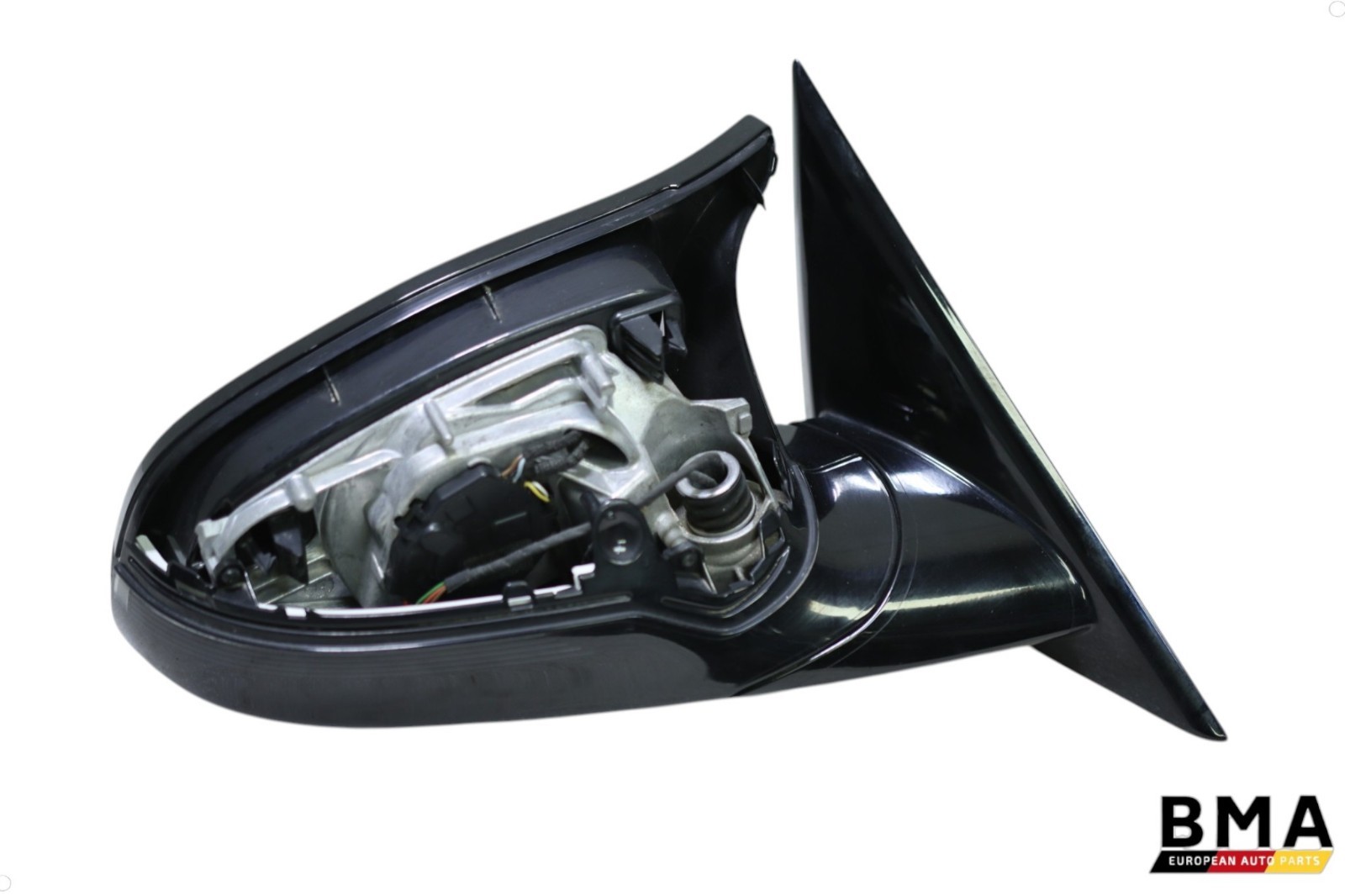 BMW M3 F80 Front Right Passenger Side View Mirror Assembly 2015 - 2018 OEM BMW M3 F80 Front Right Passenger Side View Mirror Assembly 2015 - 2018 OEM