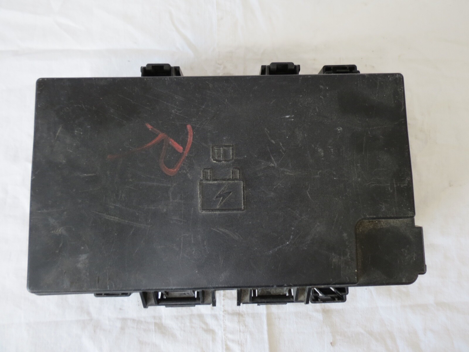 13-14 Dodge Ram 1500 TIPM Totally Integrated Power Module Fuse Box 68192083AC 13-14 Dodge Ram 1500 TIPM Totally Integrated Power Module Fuse Box 68192083AC