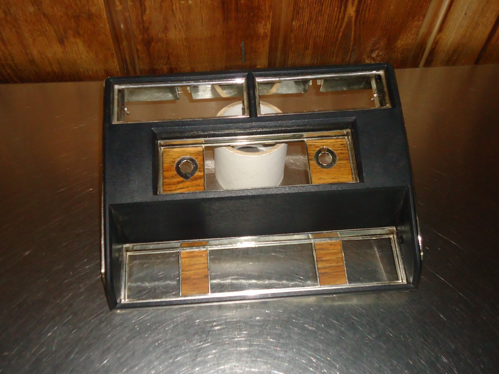 New NOS GM Dash Radio Trim Bezel 1619924 1980-1988 Cadillac Fleetwood Brougham