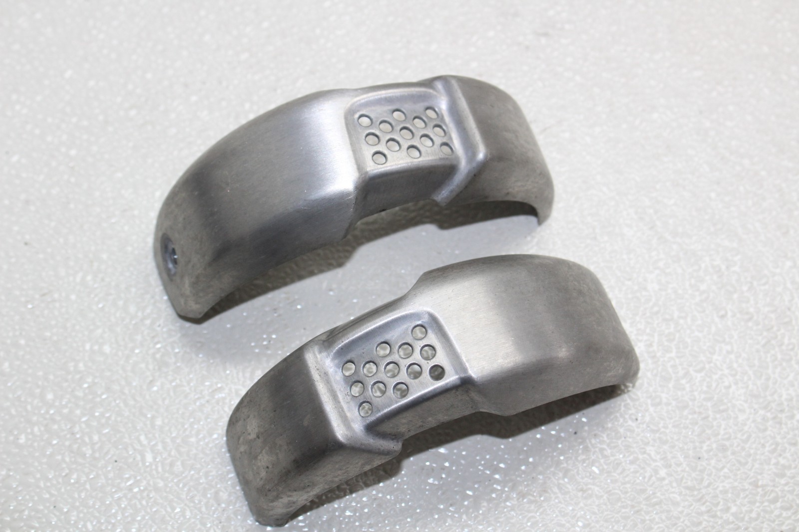 21-25 TRIUMPH BONNEVILLE BOBBER AIRBOX COVERS