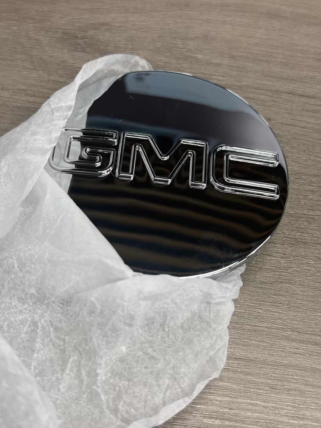 4x CHROME CENTER CAPS 83mm FOR GMC 14-23 Sierra Limited & Yukon + XL 20\
