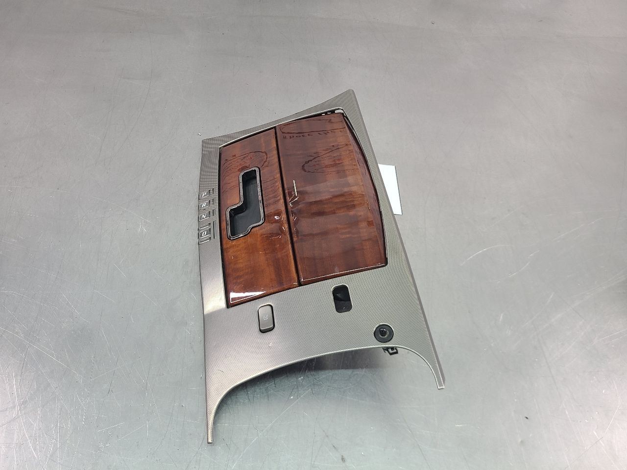 2004-09 Cadillac XLR Center Console Shifter Bezel / Cupholder, Light Woodgrain