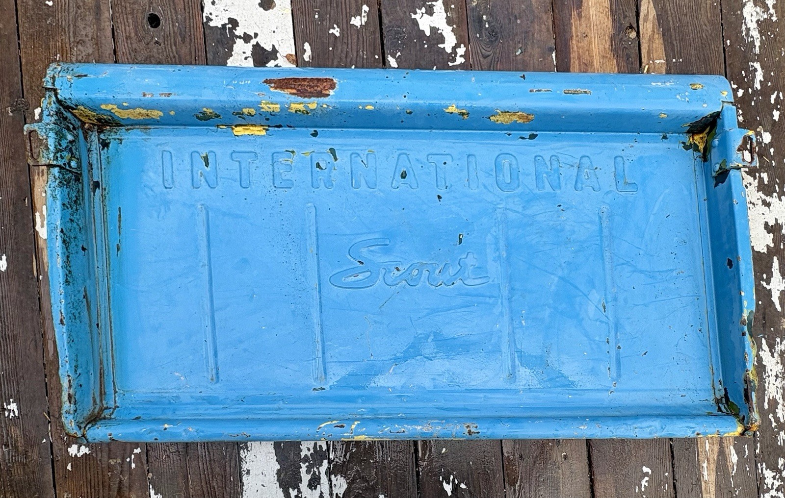 1962 International Scout 80 IH Tailgate - Original 1962 International Scout 80 IH Tailgate - Original