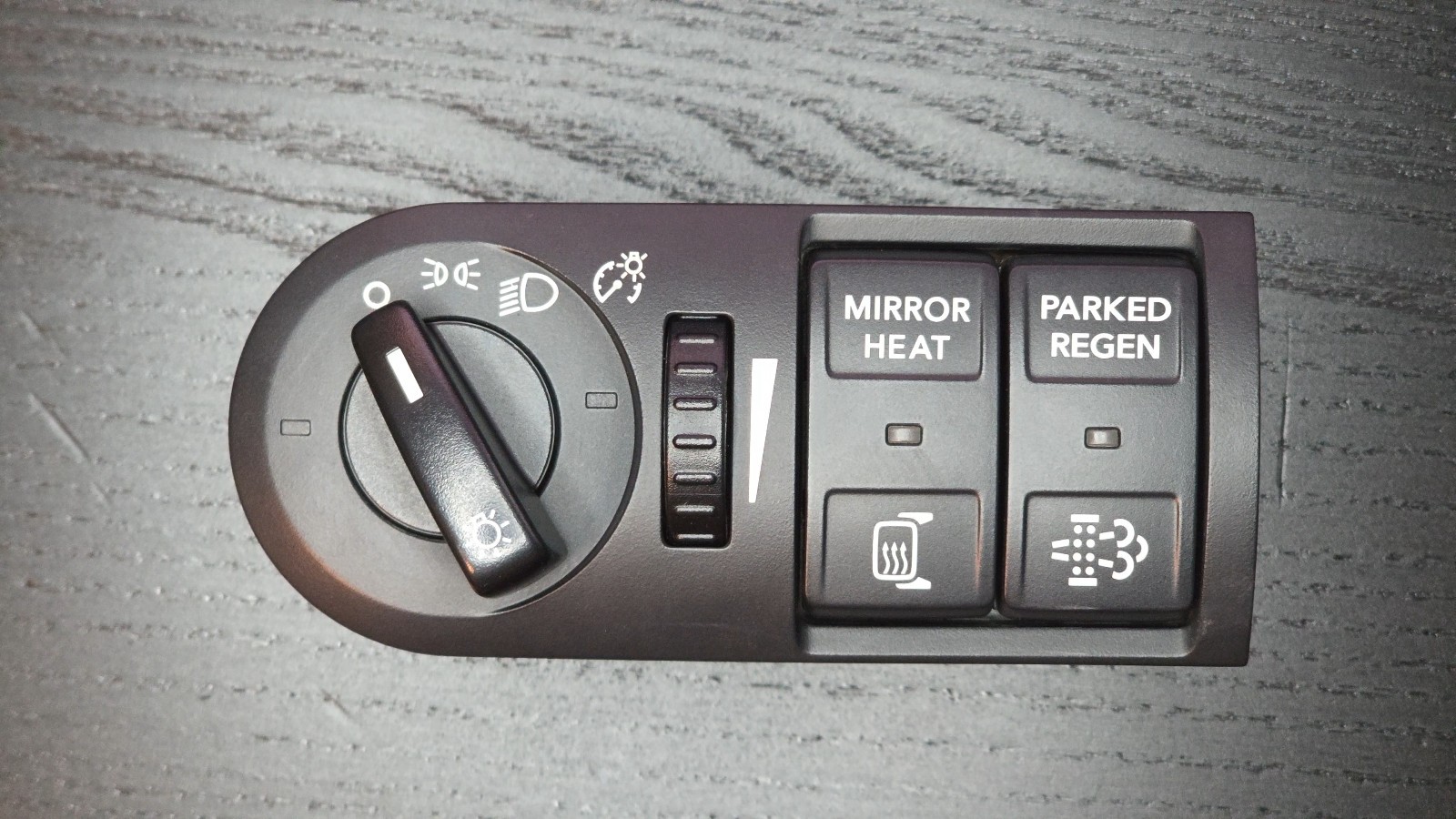 International Navistar Lighting Control Switch – P/N 4086868C2