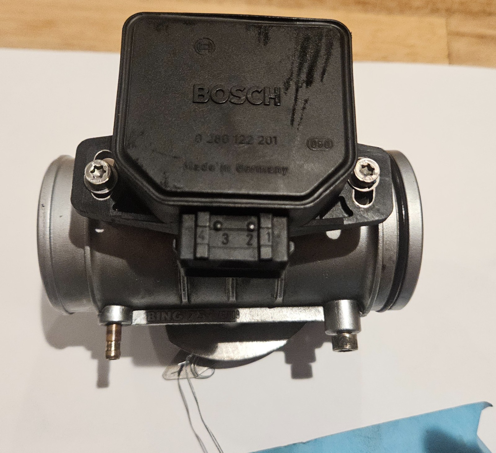 2000-2006 BMW R1150R & R1150-Rockster Left Intake Throttle Body 2000-2006 BMW R1150R & R1150-Rockster Left Intake Throttle Body
