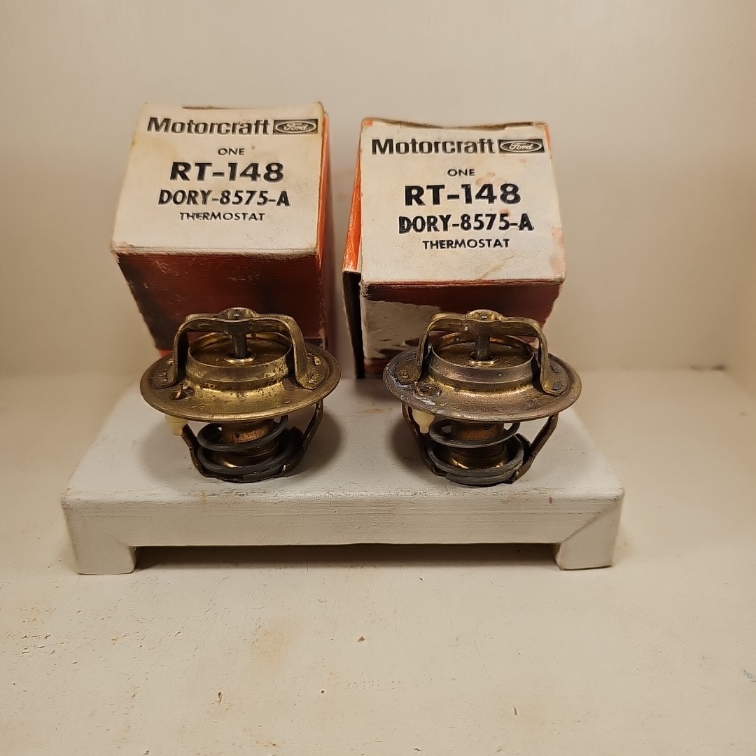 LOT IF 2 NOS OEM 1971 FORD PINTO MERCURY CAPRI 98 CI THERMOSTAT D0RY-8575-A LOT IF 2 NOS OEM 1971 FORD PINTO MERCURY CAPRI 98 CI THERMOSTAT D0RY-8575-A