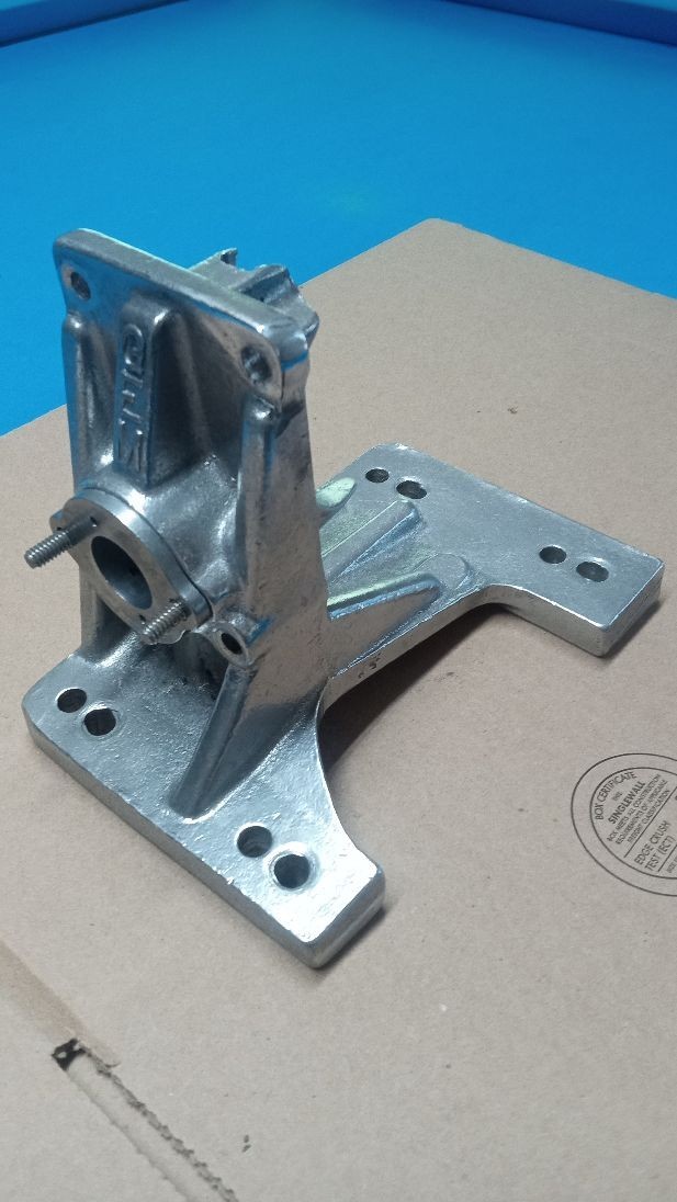 Vintage Racing Go kart GEM MCCULLOCH STUFFER MOTOR MOUNT VERY RARE, very nice Vintage Racing Go kart GEM MCCULLOCH STUFFER MOTOR MOUNT VERY RARE, very nice
