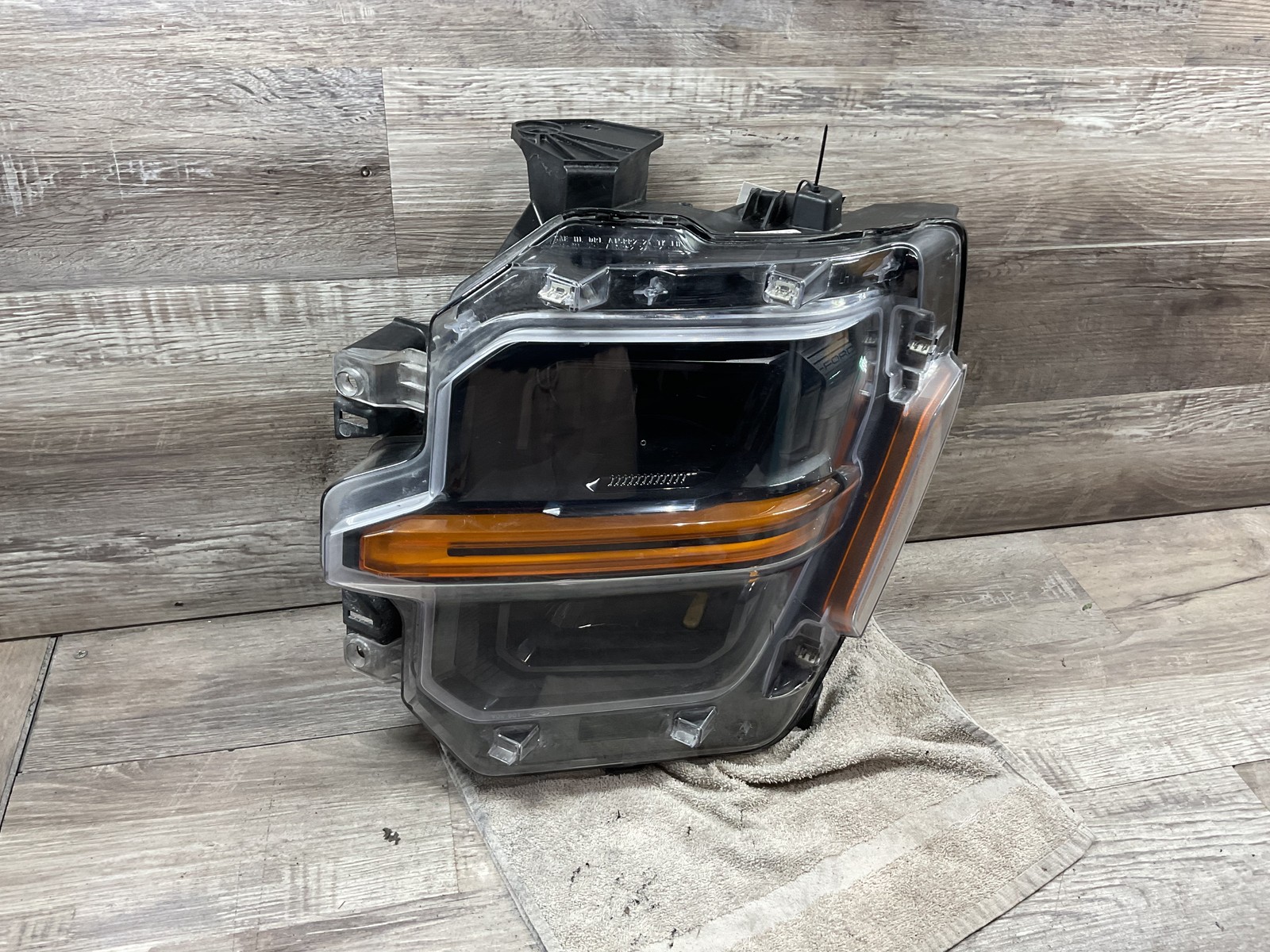 USED - 2024-2025 Ford F150 Pickup L Headlamp LED - OEM