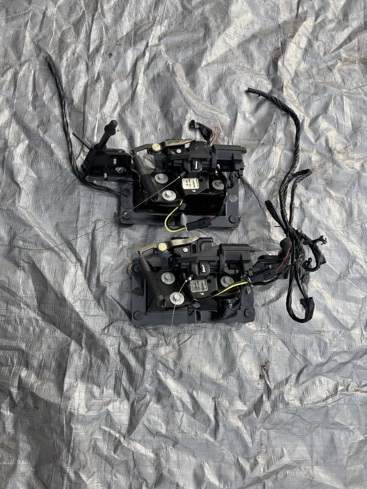 97-04 C5 Corvette OEM Trunk / Hatch Lock Latch Assembly LH & RH GM 97-04 C5 Corvette OEM Trunk / Hatch Lock Latch Assembly LH & RH GM