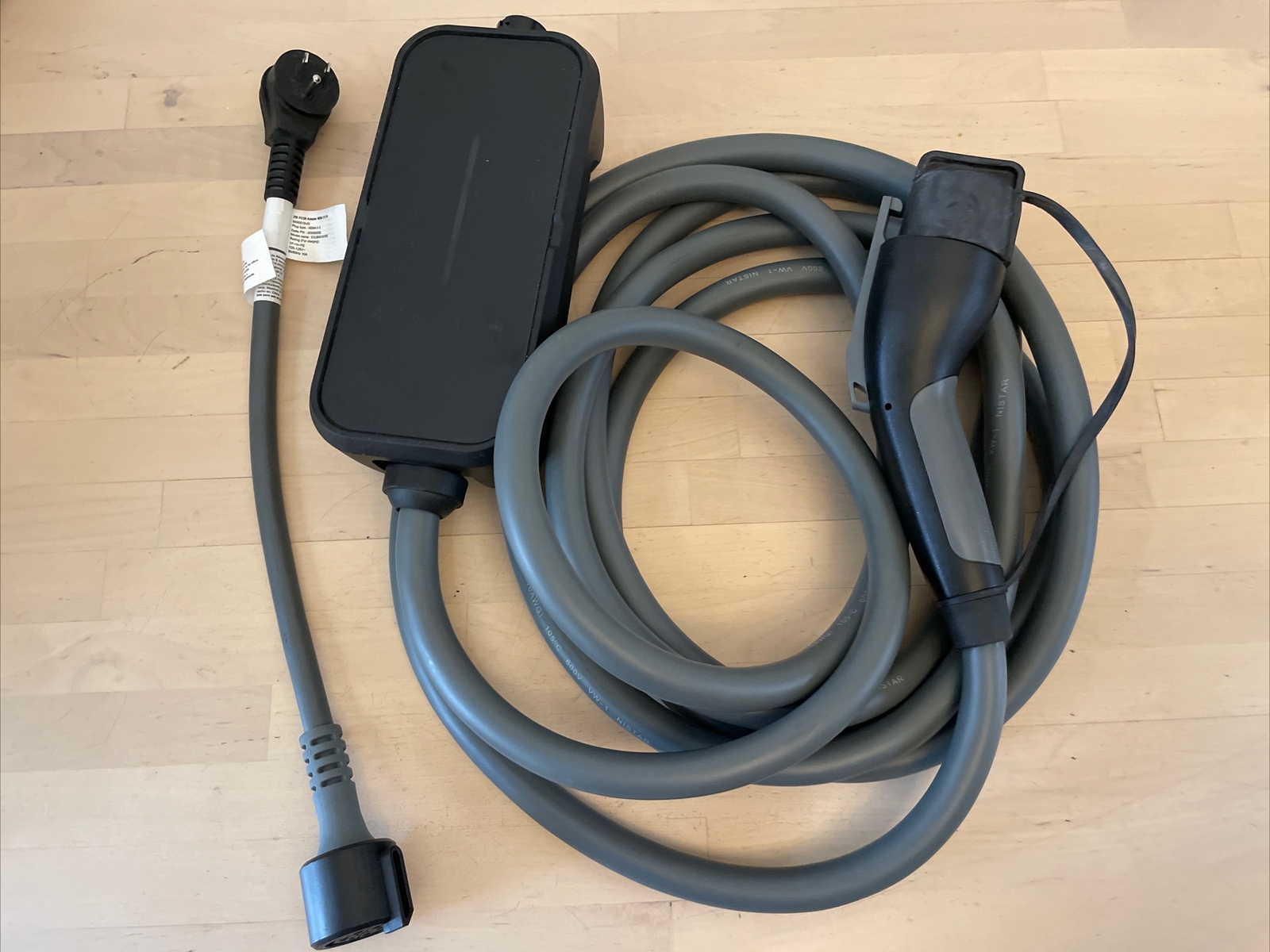 BMW EV charger XM iX  iX3 iX1 i4 i5 i7 750e 530e X5 Flexible charging cable 120v