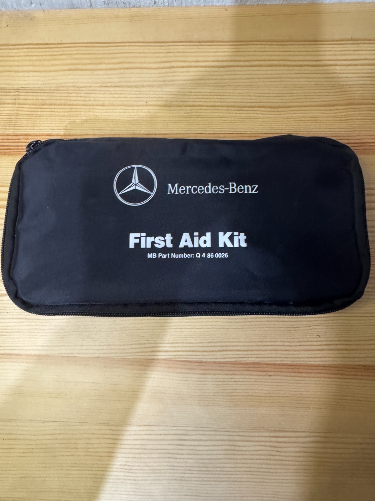 Mercedes Benz First Aid Kit Q4860026 NEW Genuine with black case bag Factory OEM