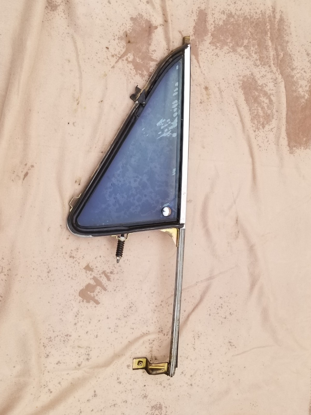 1980 - 1995 Chevrolet GMC VAN Left Vent Window * Thank You *