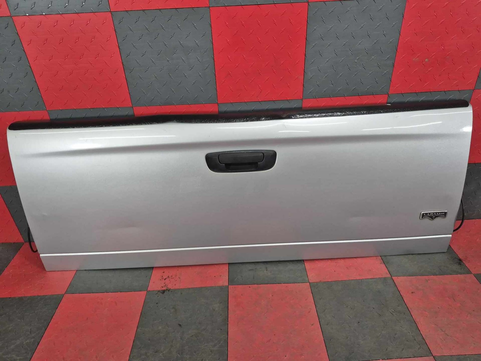 2002-2008 Dodge 1500 Rear Tailgate Bright Silver