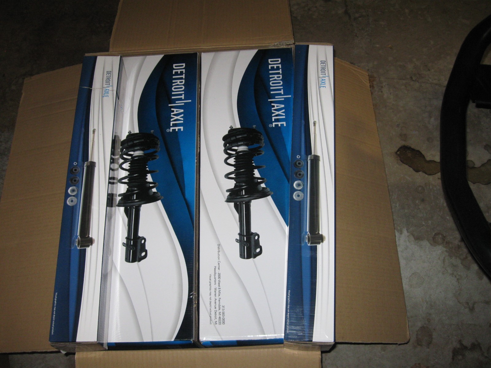 New Detroit Axle Struts and Shock Absorbers for 2012-1013 Ford Focus New Detroit Axle Struts and Shock Absorbers for 2012-1013 Ford Focus