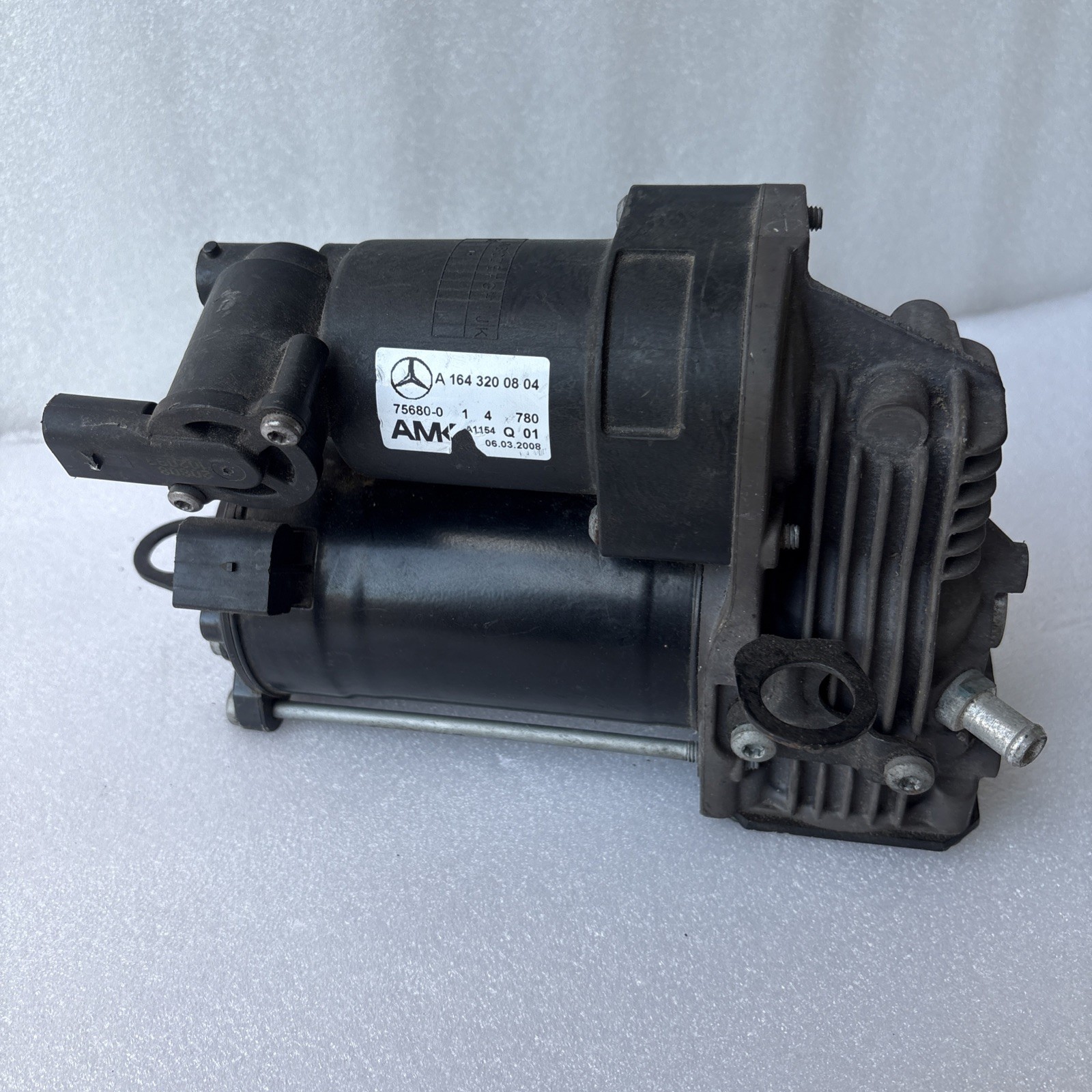 06-12 Mercedes X164 GL450 Airmatic Air Suspension Compressor Pump OEM