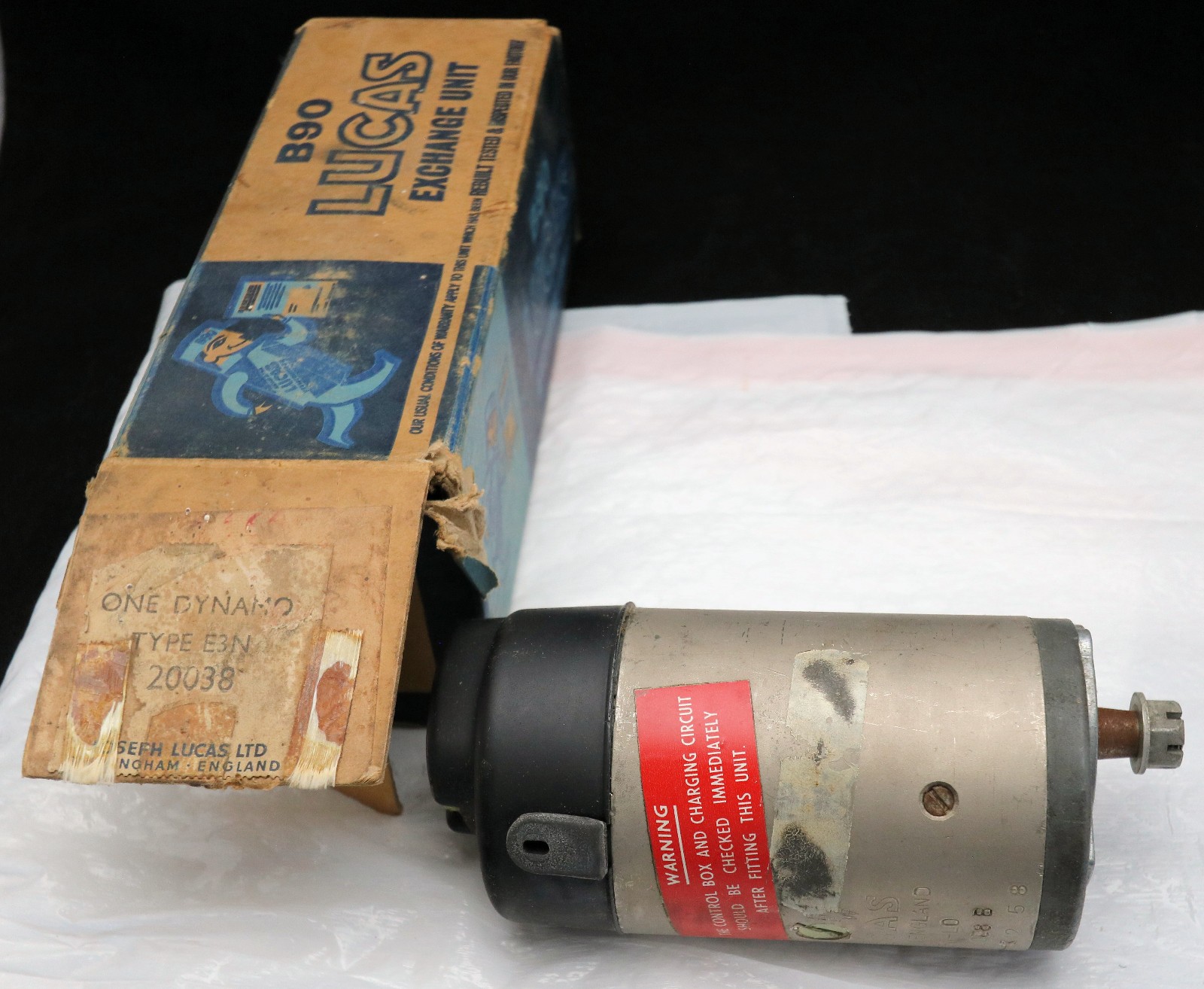 Lucas E3N B90 Exchange Service Dynamo 20038 - AJS Matchless Norton BSA with Box