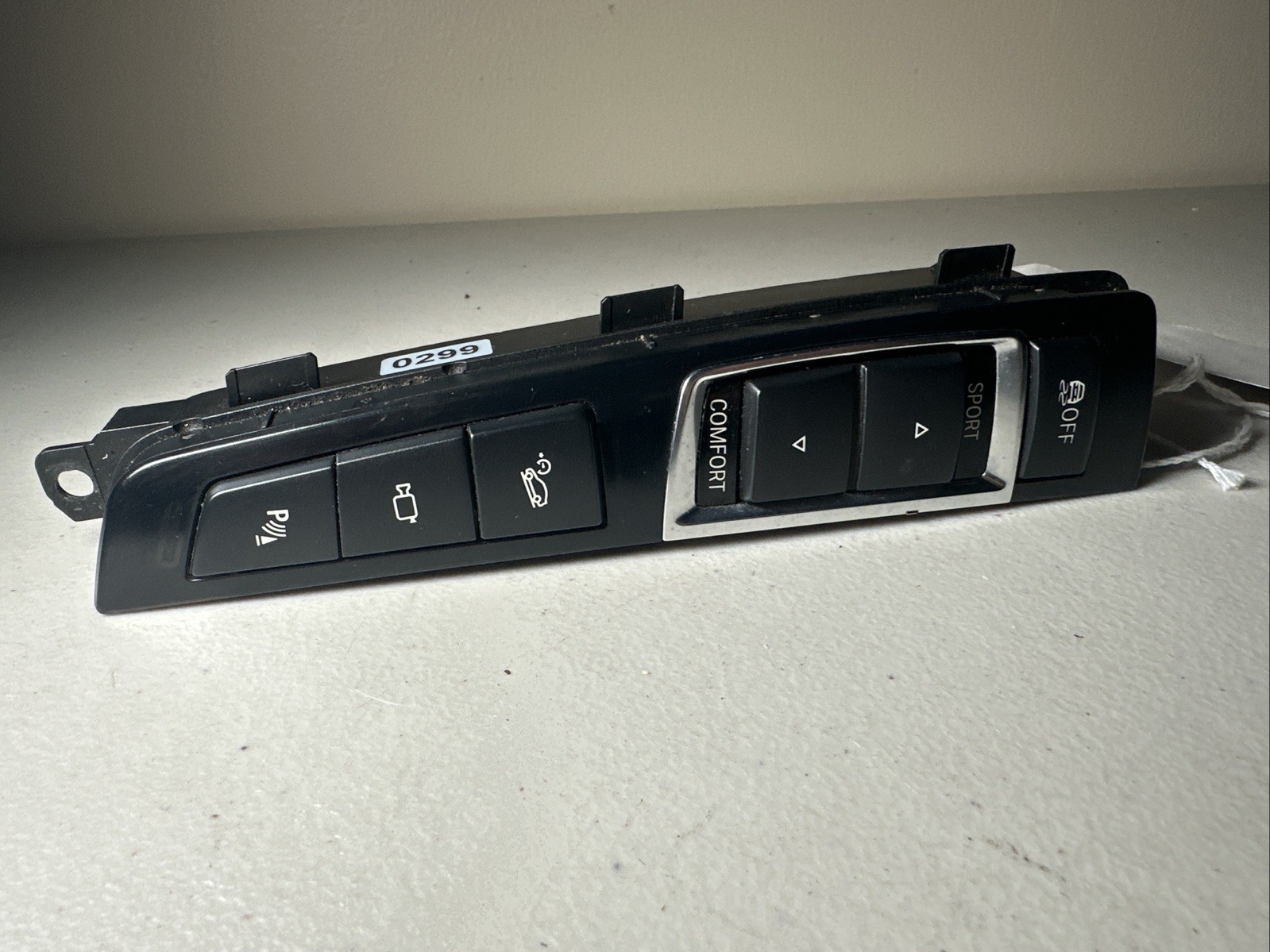 09-17 BMW 535i 550i GT 750i/Li F07 F01 Center Console Mode Button Camera OEM 09-17 BMW 535i 550i GT 750i/Li F07 F01 Center Console Mode Button Camera OEM