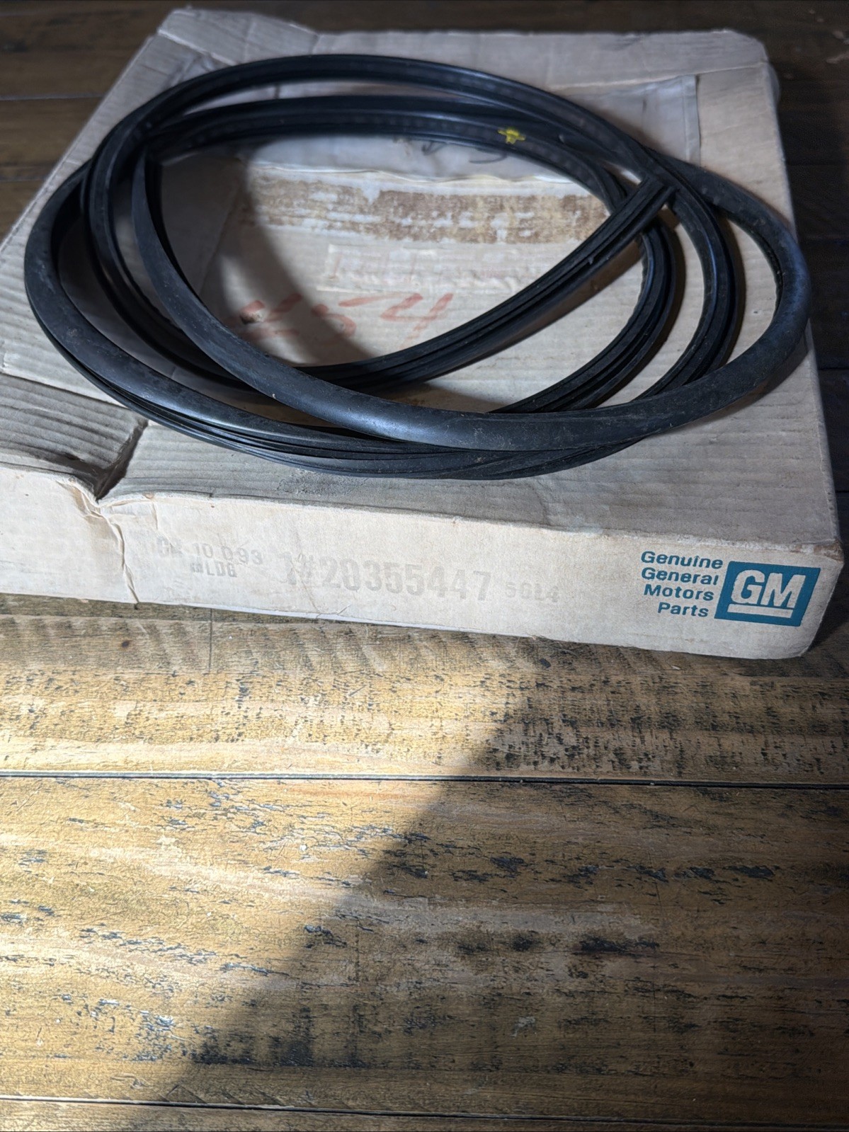NOS GM 20355447 Windshield Moulding Trim 1985 -88 Chevy Camaro Pontiac Firebird NOS GM 20355447 Windshield Moulding Trim 1985 -88 Chevy Camaro Pontiac Firebird