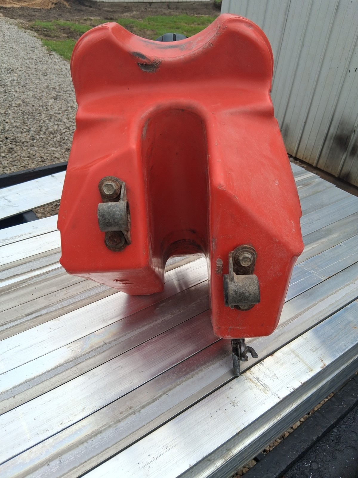 1981 honda cr125 oem gas fuel tank 1981 honda cr125 oem gas fuel tank