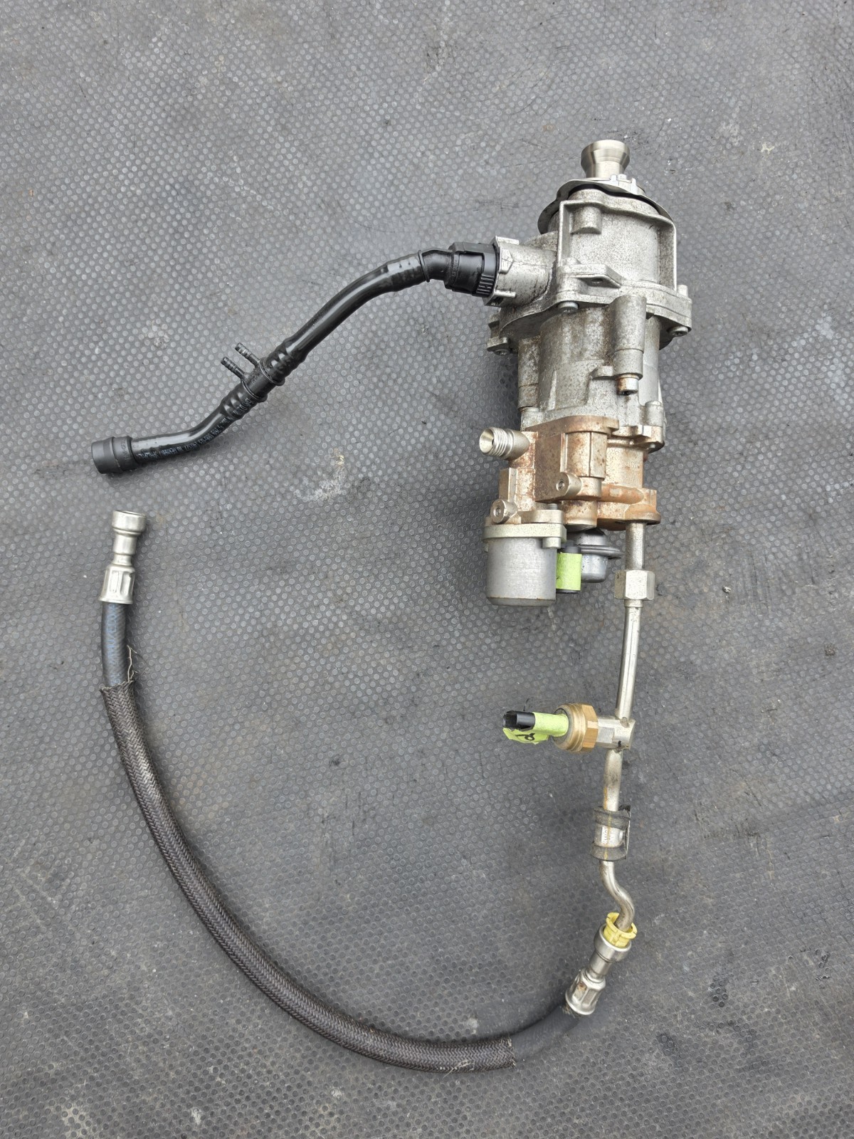 07-13 OEM BMW N54 N55 E60 E90 F10 HPFP High Pressure Fuel Pump Engine Genuine