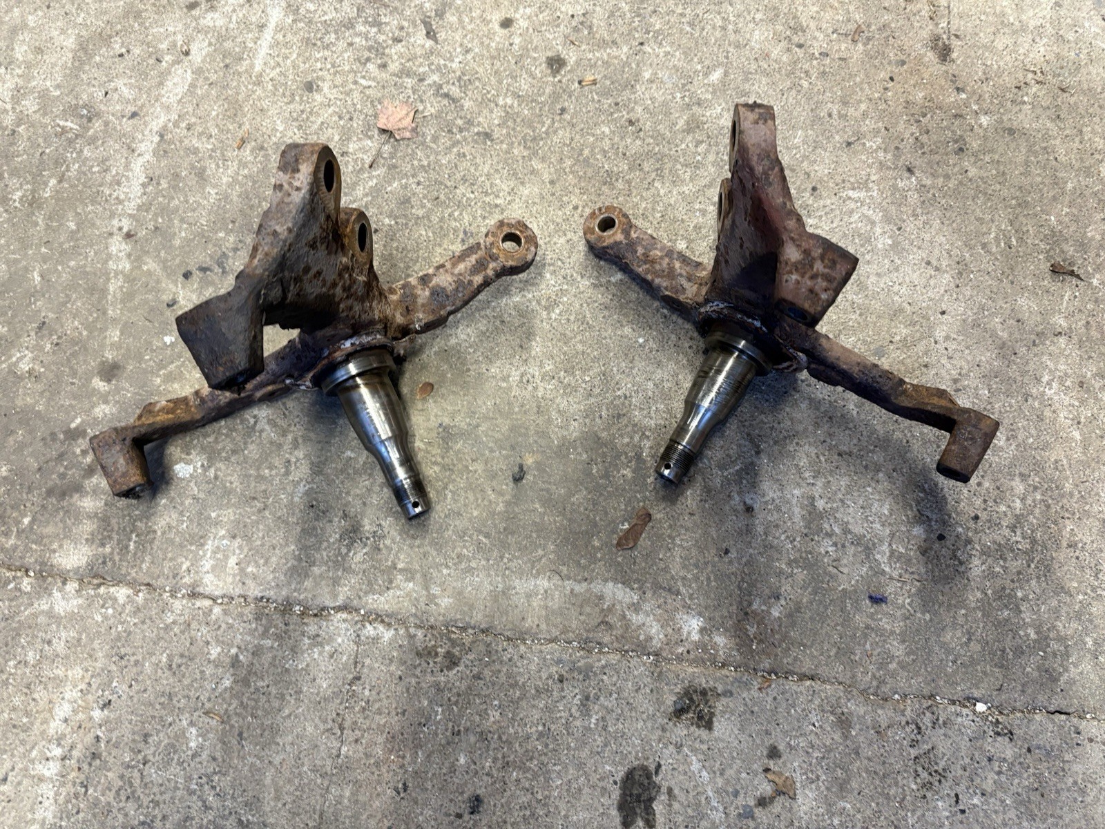 1987-1993 Ford Mustang Foxbody Front Brake Spindles GT 5.0 Liter V8