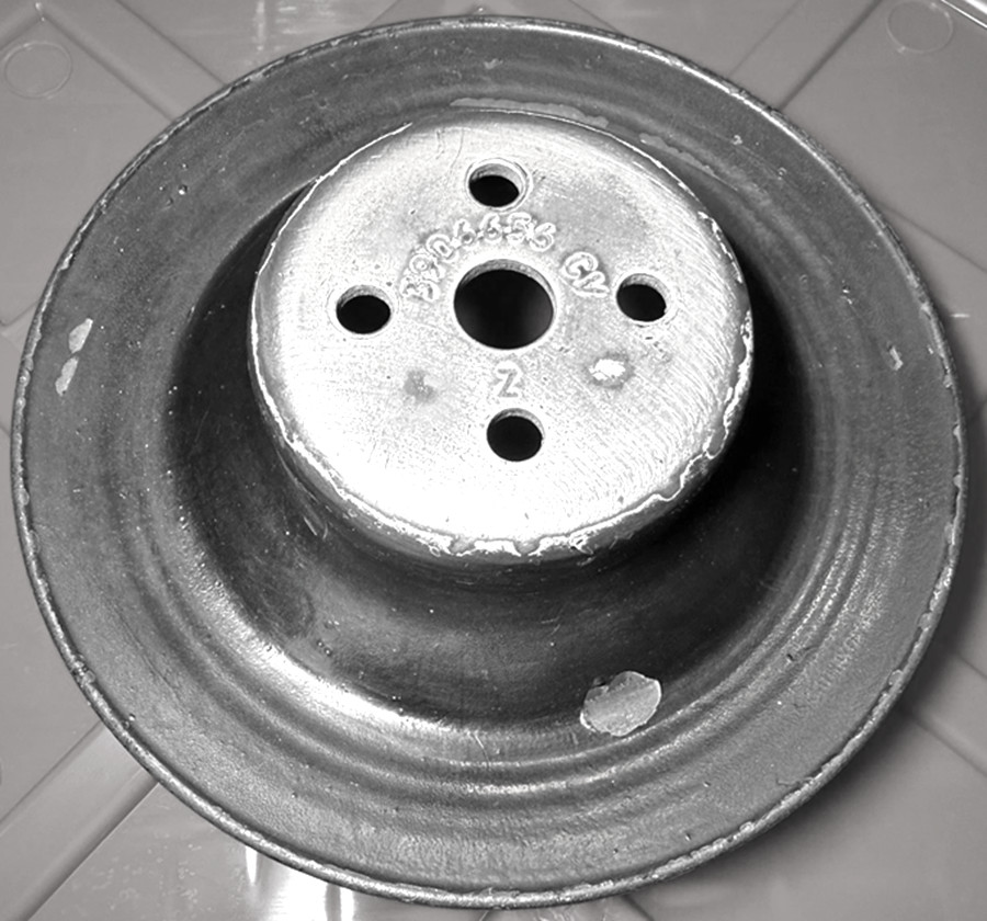 1967-68 396-427 HP  Chevelle,Impala,Biscayne 3906656 CVZ WP pulley GM Original