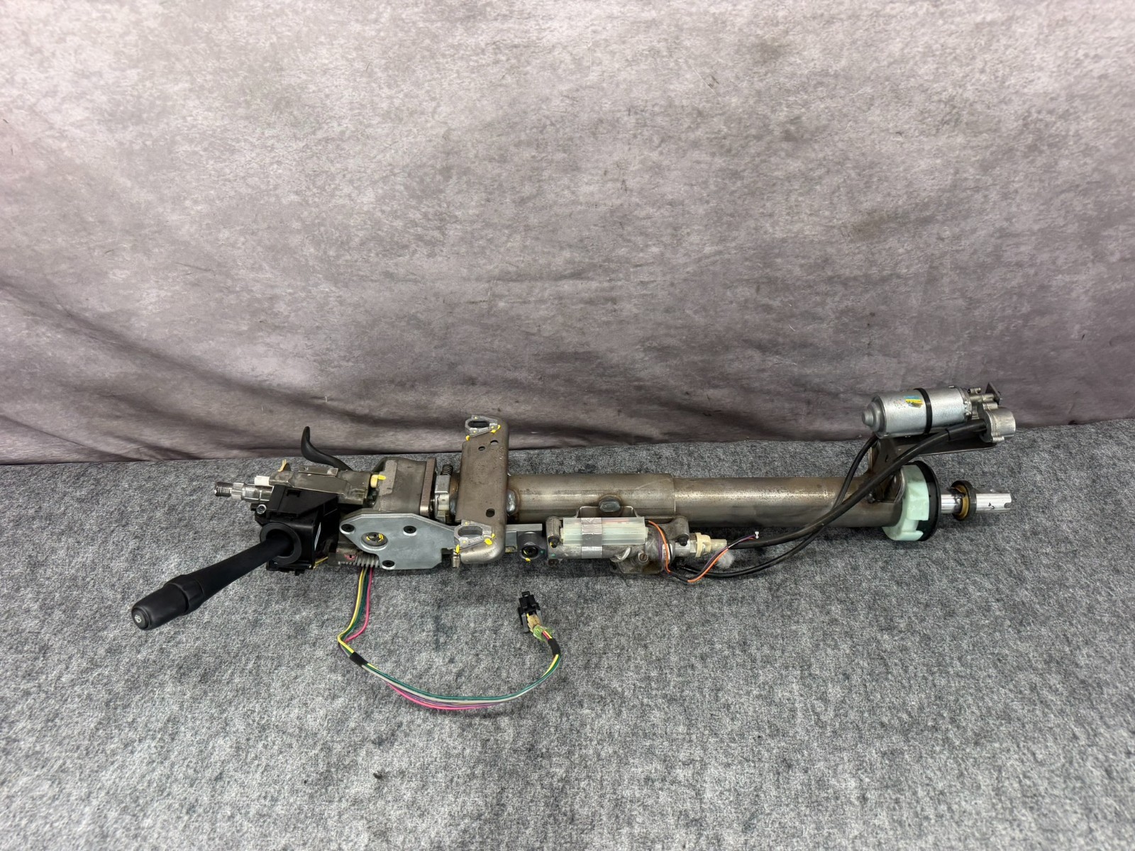 CHEVROLET CORVETTE C5 2001-2004 STEERING COLUMN W/ TELESCOPIC TILT OEM