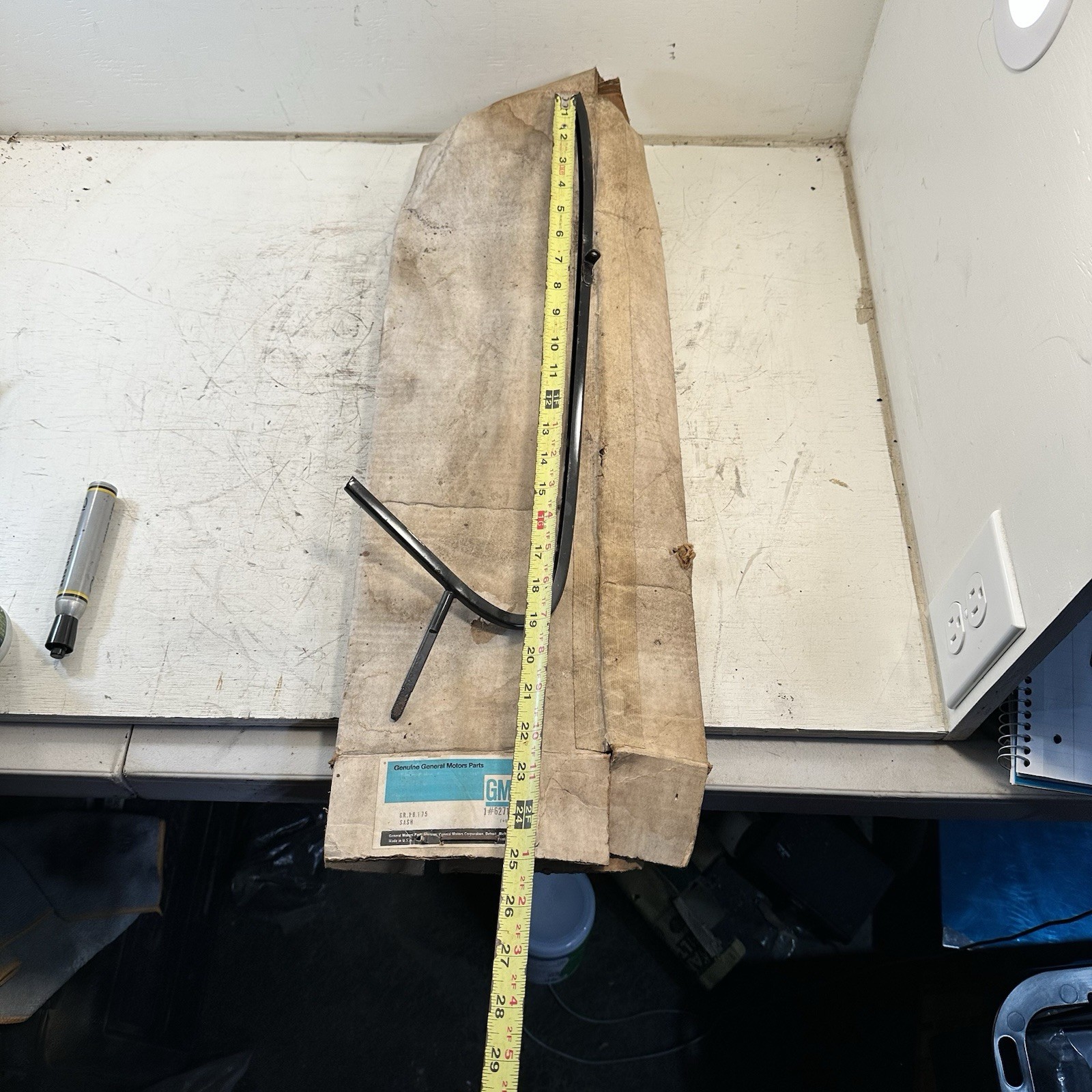 Vintage OEM GM 6271886 Windshield Pillar Trim Reveal Molding Sash NOS Vintage OEM GM 6271886 Windshield Pillar Trim Reveal Molding Sash NOS