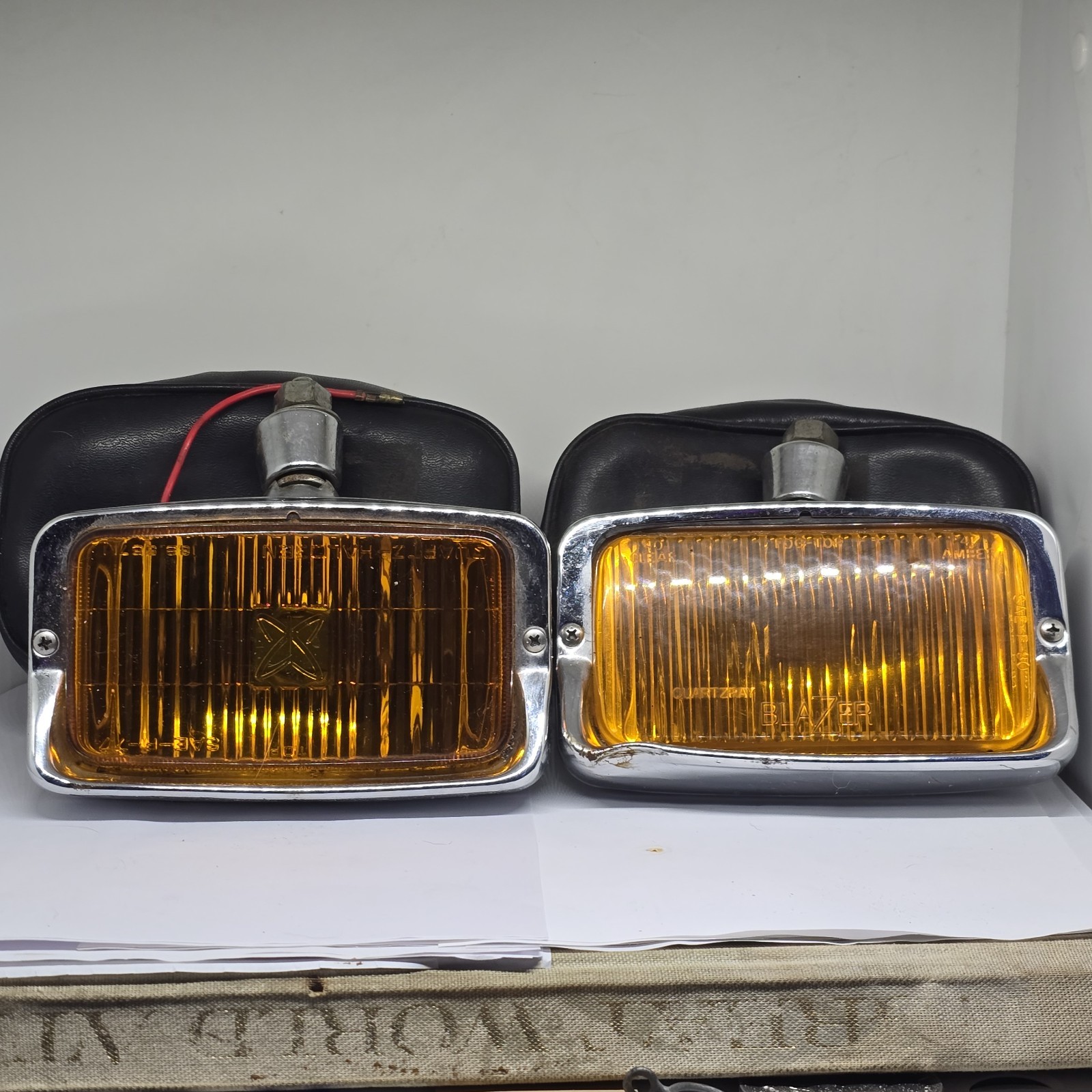 2 Vintage 12V Sears Roebuck Quartz Halogen Amber Auxiliary Fog Lights and covers 2 Vintage 12V Sears Roebuck Quartz Halogen Amber Auxiliary Fog Lights and covers